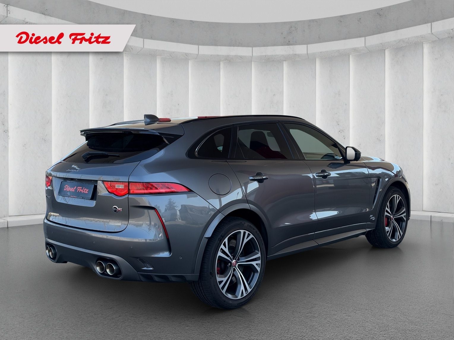 JAGUAR F-Pace 5.0 V8 SVR AWD Automatik-image-4