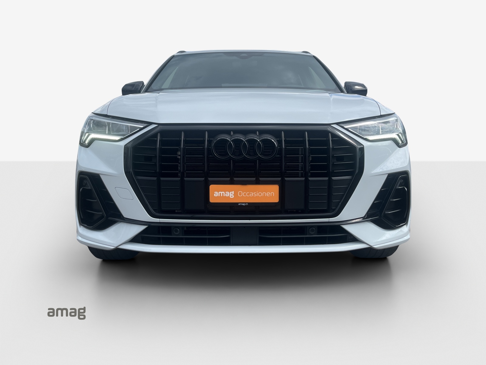 AUDI Q3 35 TFSI S line Attraction S-tronic-image-6