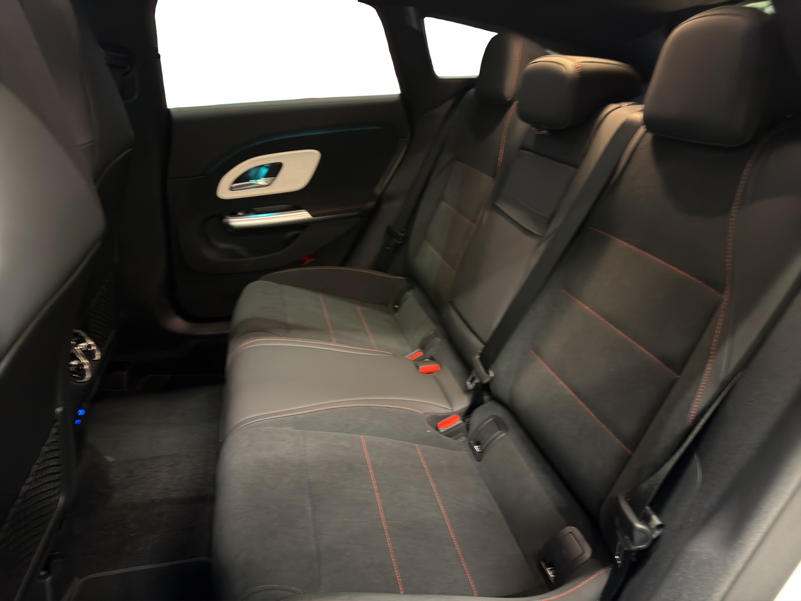 MERCEDES-BENZ CLA SB 220 4M 8G-DCT-image-13