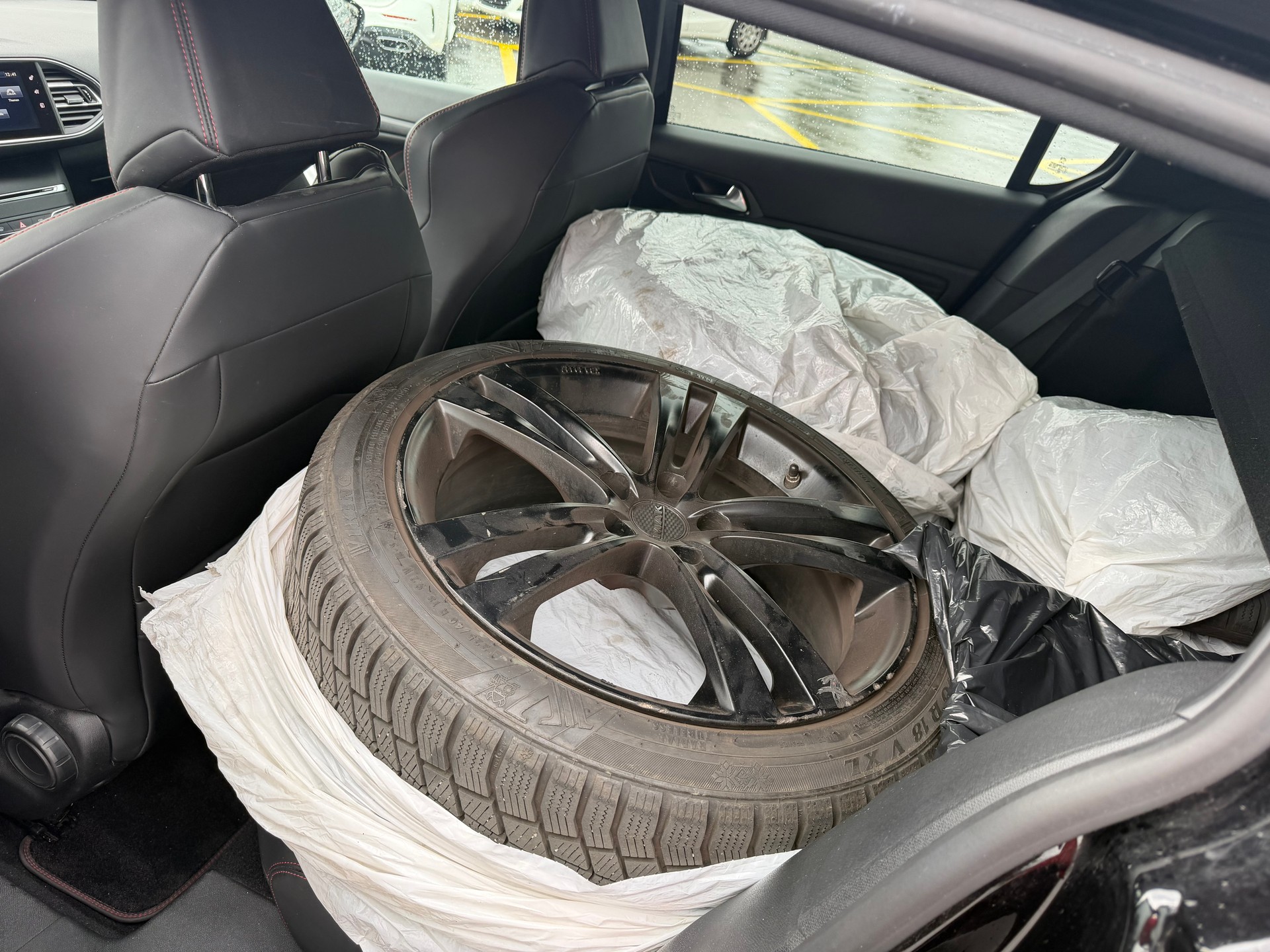 PEUGEOT 308 1.6 GTi-image-7