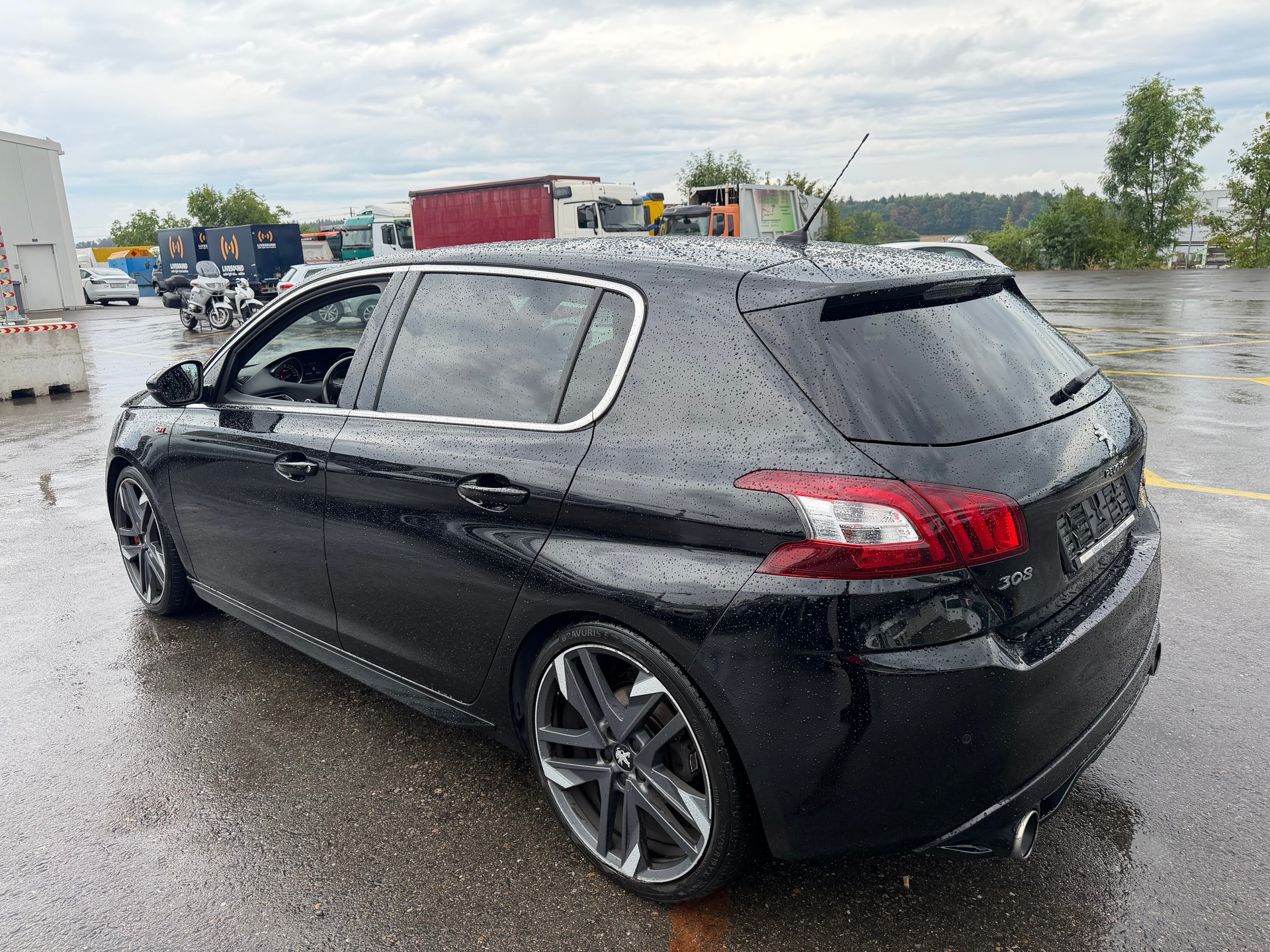 PEUGEOT 308 1.6 GTi-image-5