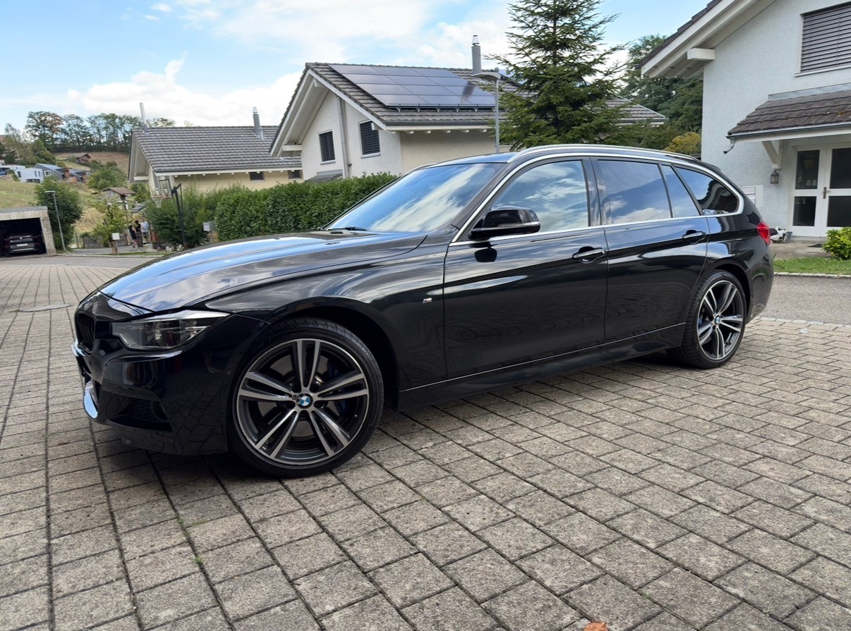 BMW 340i xDrive M Sport ** Power & Sound**-image-1