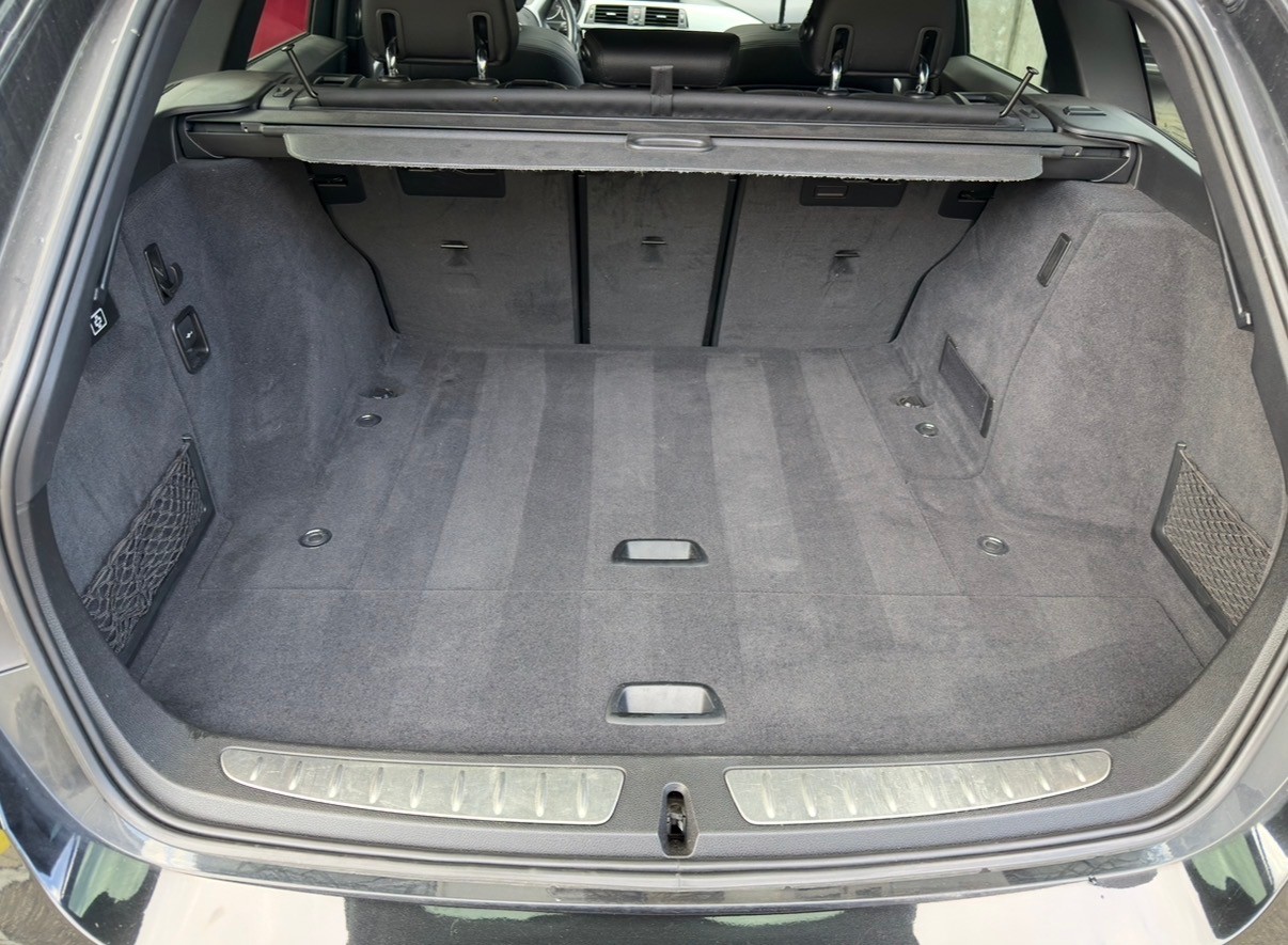 BMW 340i xDrive M Sport ** Power & Sound**-image-8