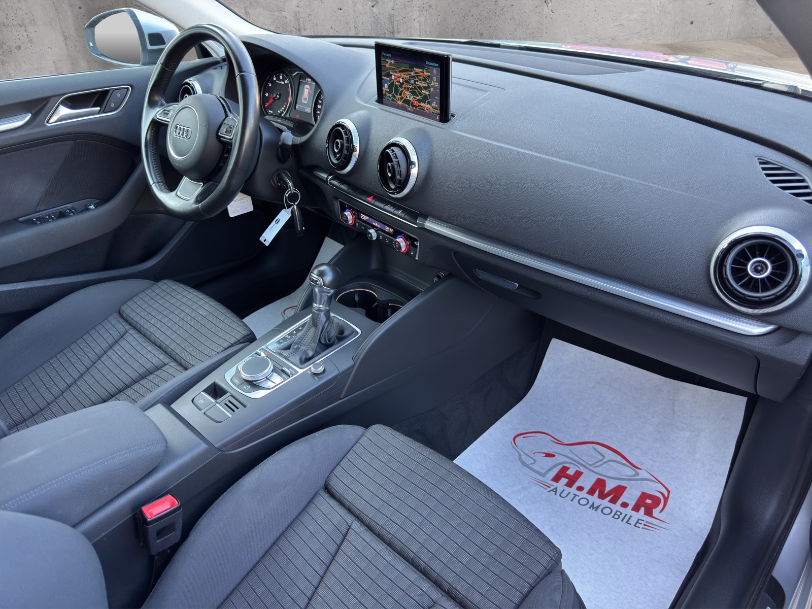 AUDI A3 Sportback 1.4 TFSI Ambition S-tronic-image-7