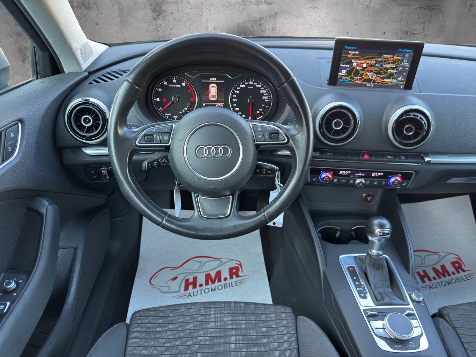 AUDI A3 Sportback 1.4 TFSI Ambition S-tronic-image-8