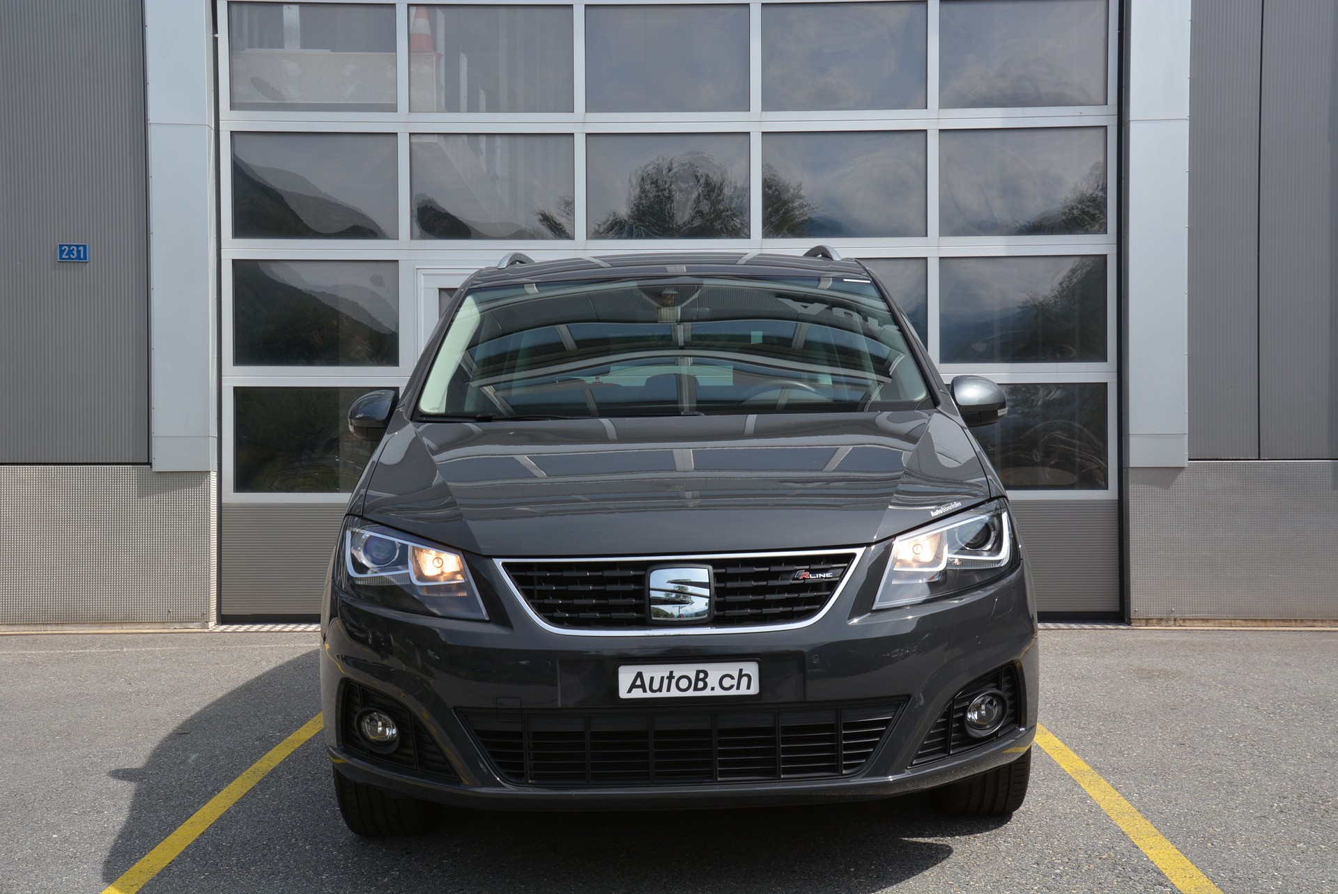SEAT Alhambra 1.4 TSI DSG Hola FR-image-2