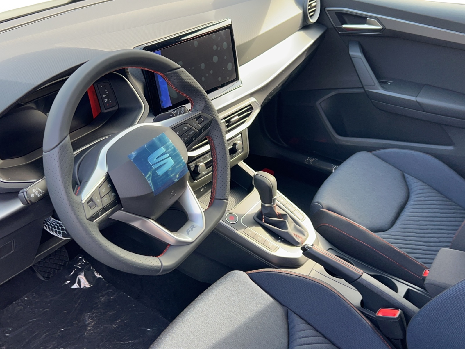 SEAT Seat Arona Limited FR-image-4