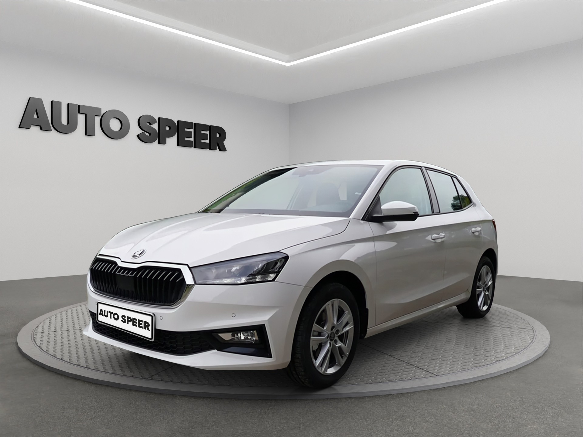 SKODA Fabia 1.5 TSI Selection DSG-image-0