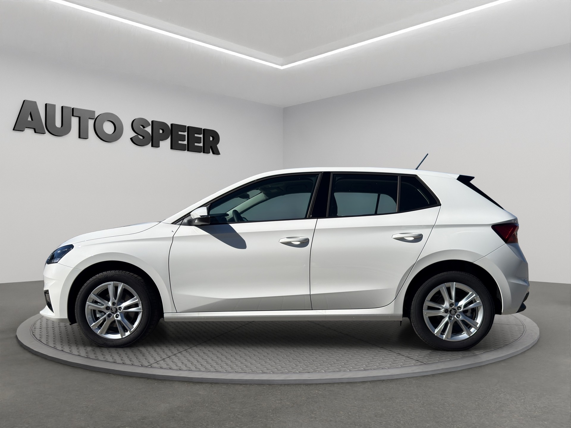 SKODA Fabia 1.5 TSI Selection DSG-showroom-element-1