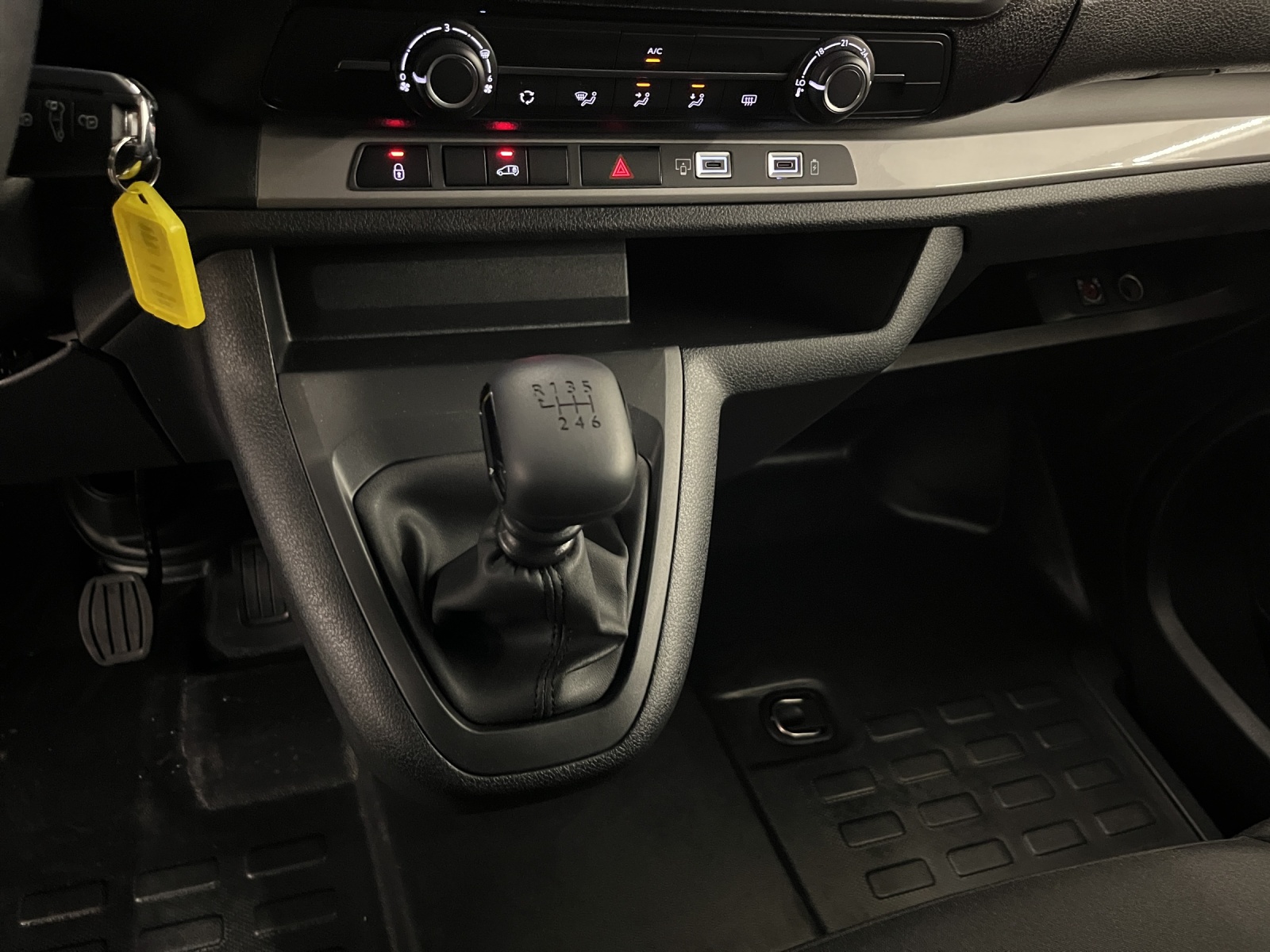 OPEL Vivaro Cargo 1.5 D 120 Energize Your Business S/S-image-11