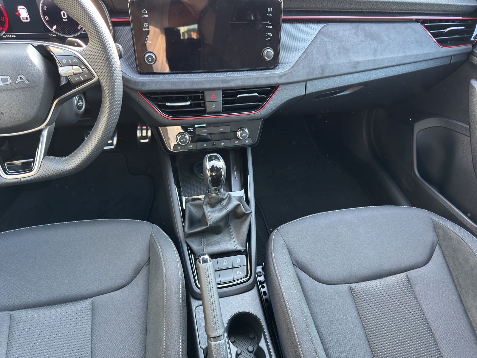 SKODA Scala 1.0 TSI Dynamic DSG-image-10