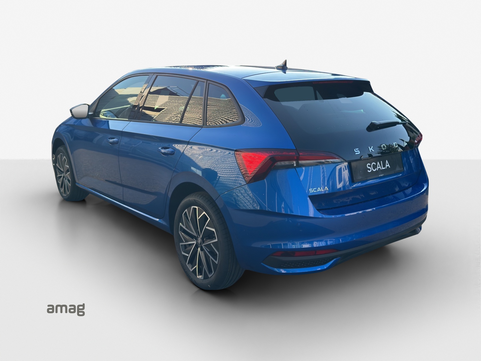 SKODA Scala 1.0 TSI Dynamic DSG-image-2