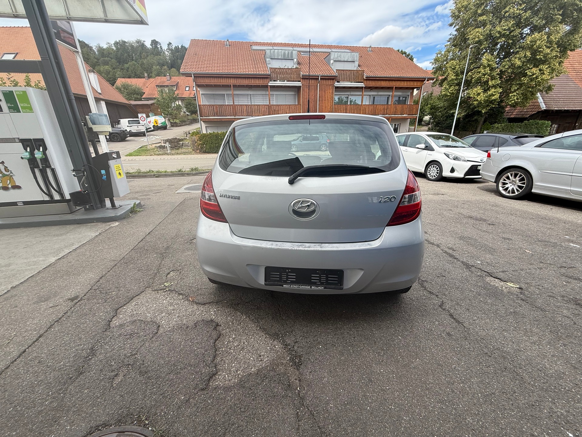 HYUNDAI i20 1.4 Style-image-3