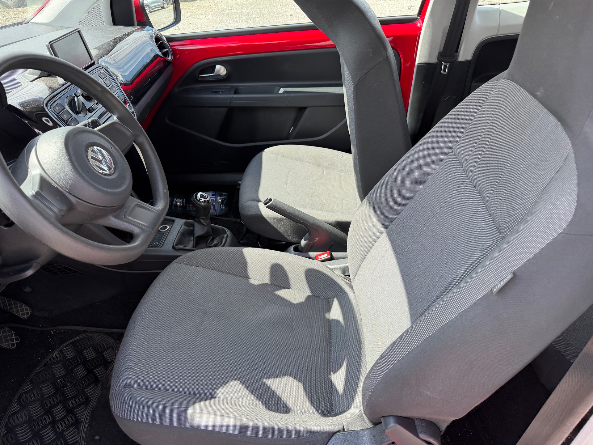 VW Up 1.0 BMT take up-image-4