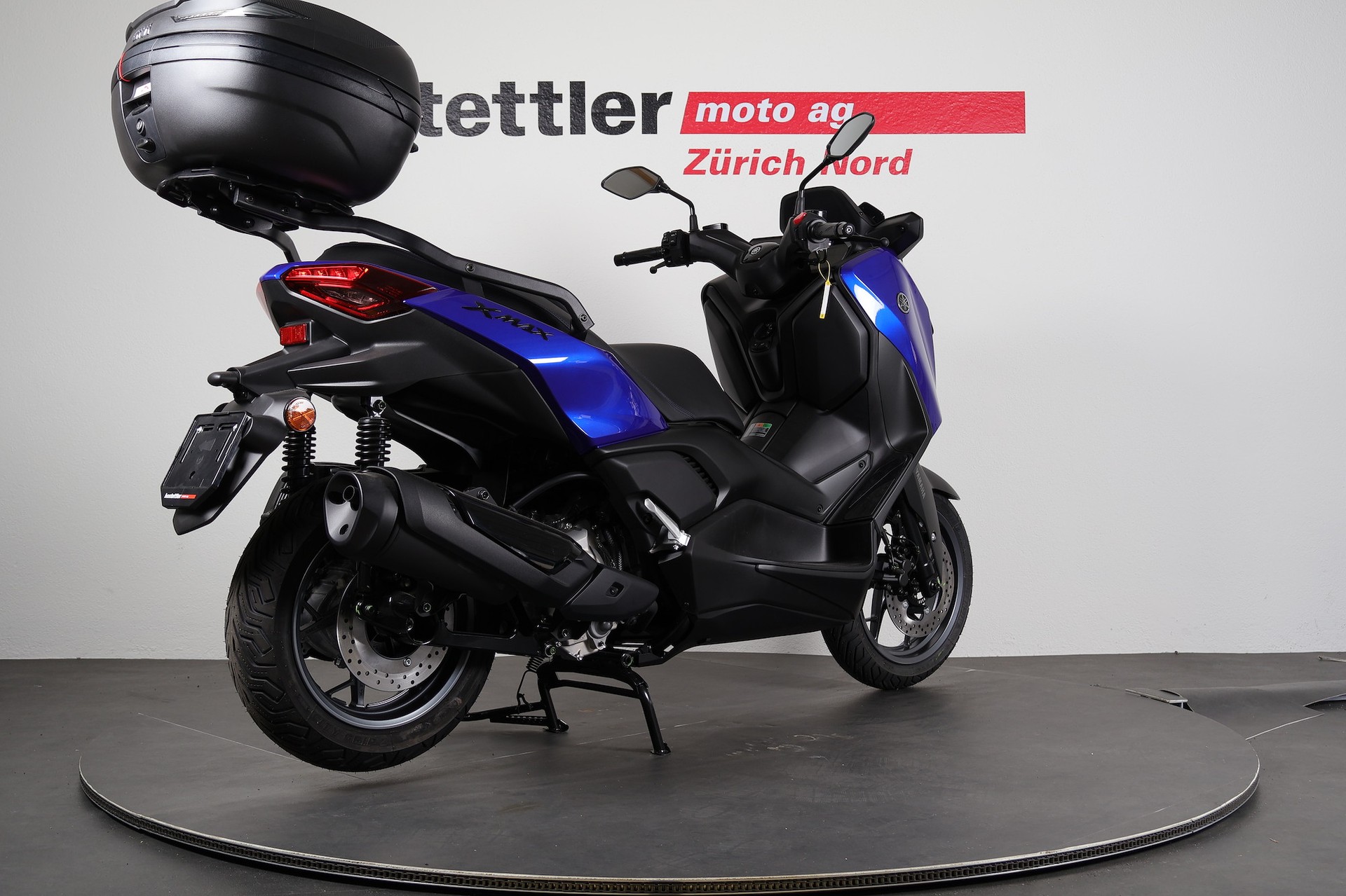 YAMAHA XMAX 300 Pulseline-showroom-element-2