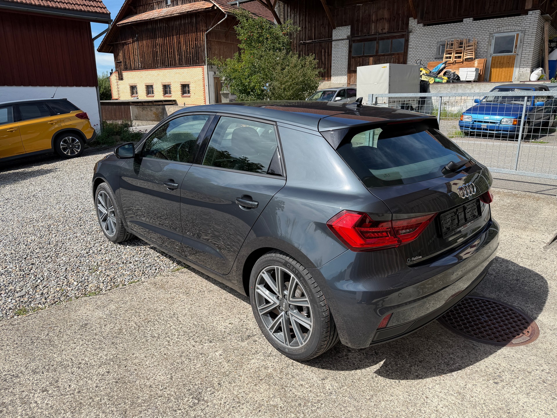 AUDI A1 Sportback 35 TFSI advanced S-tronic-image-4