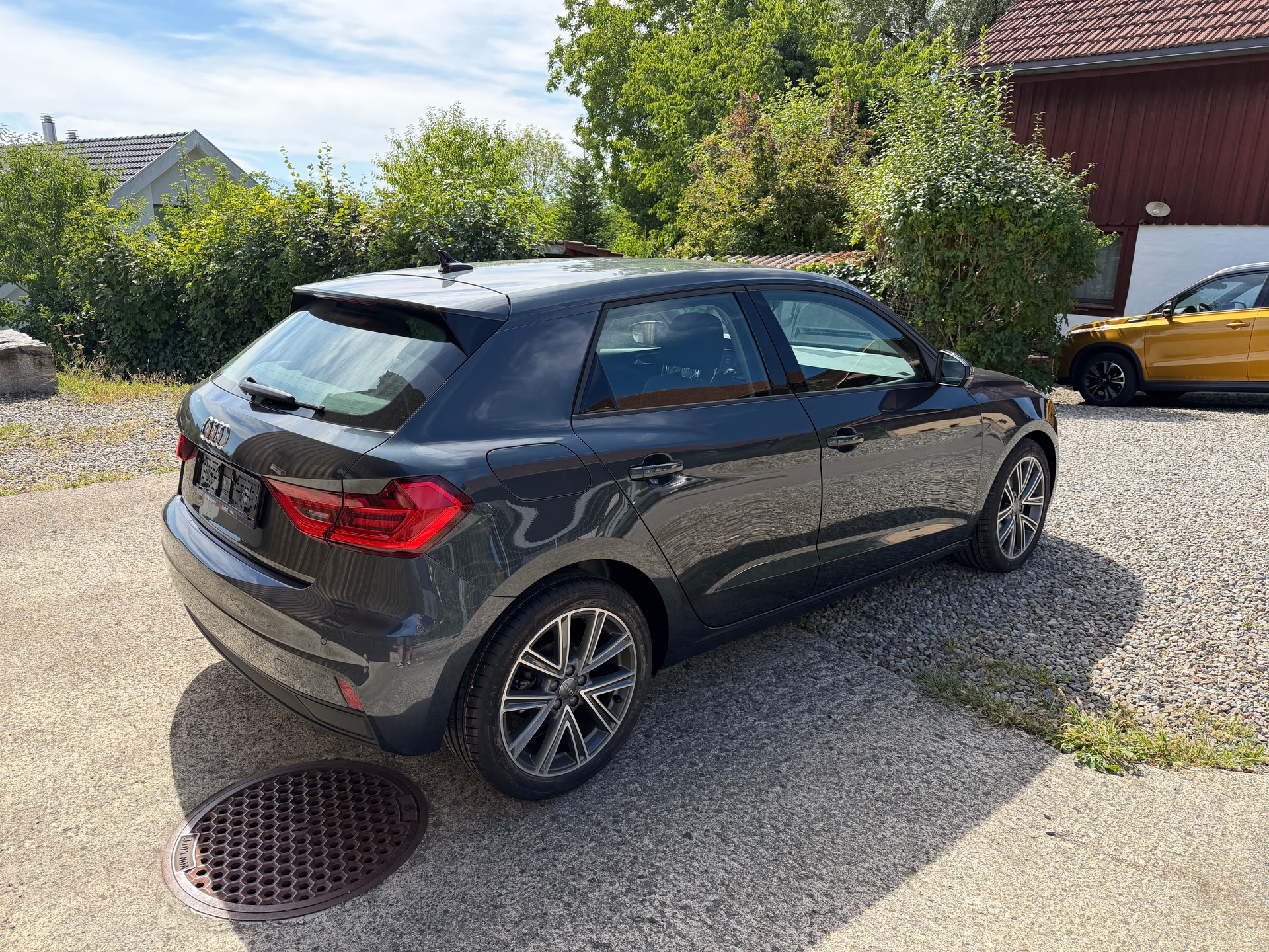 AUDI A1 Sportback 35 TFSI advanced S-tronic-image-3