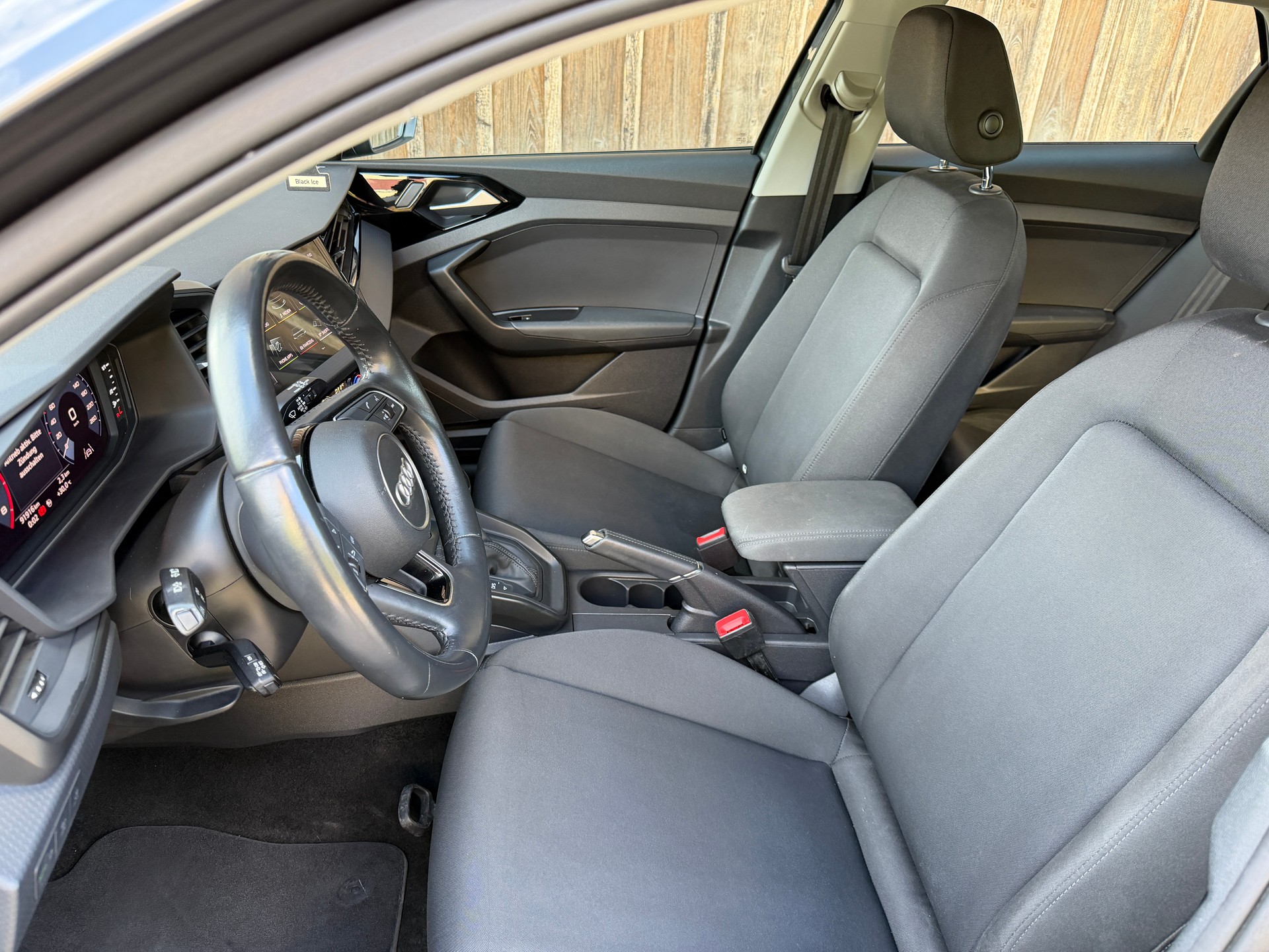 AUDI A1 Sportback 35 TFSI advanced S-tronic-image-5
