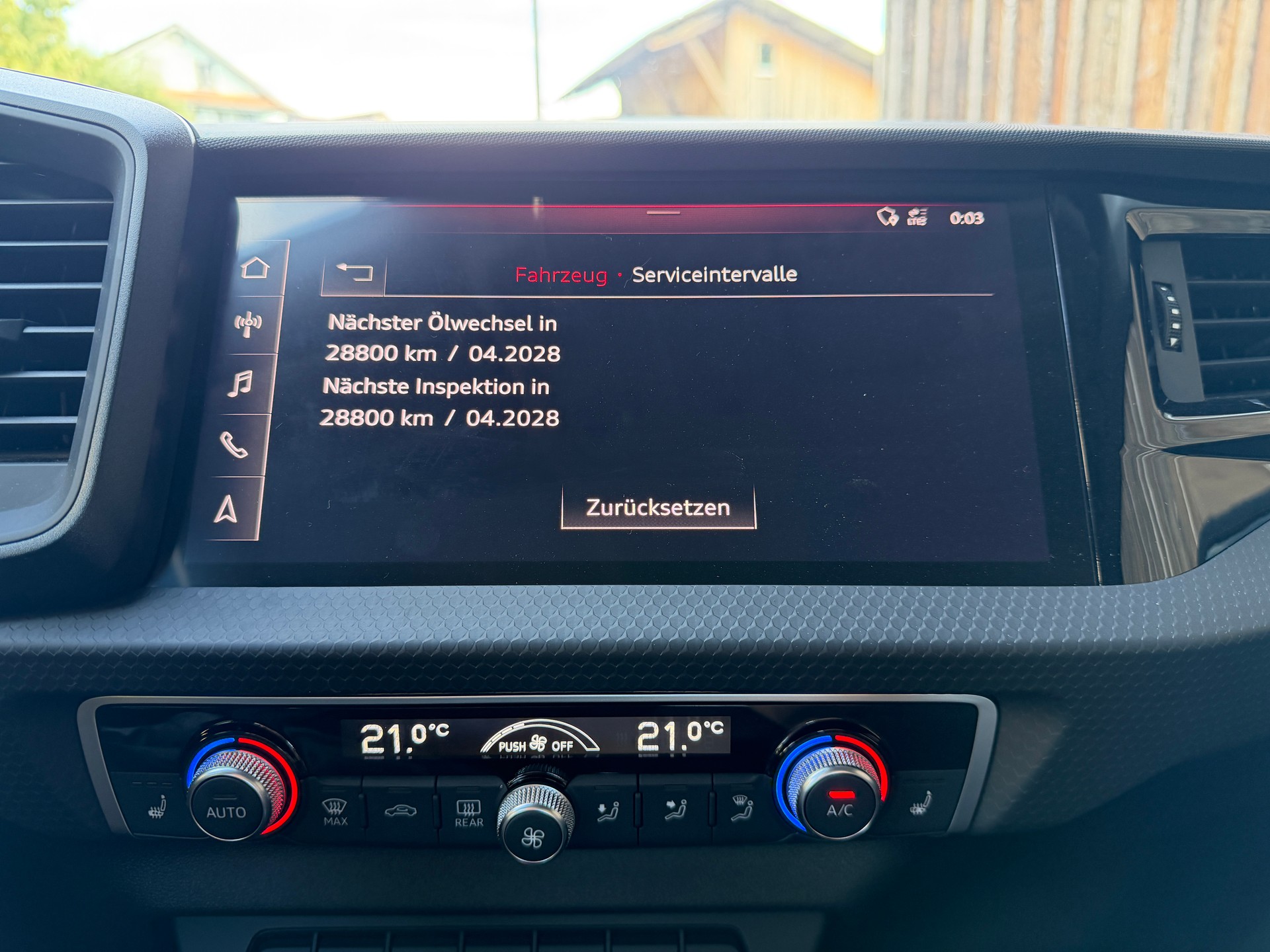 AUDI A1 Sportback 35 TFSI advanced S-tronic-image-12