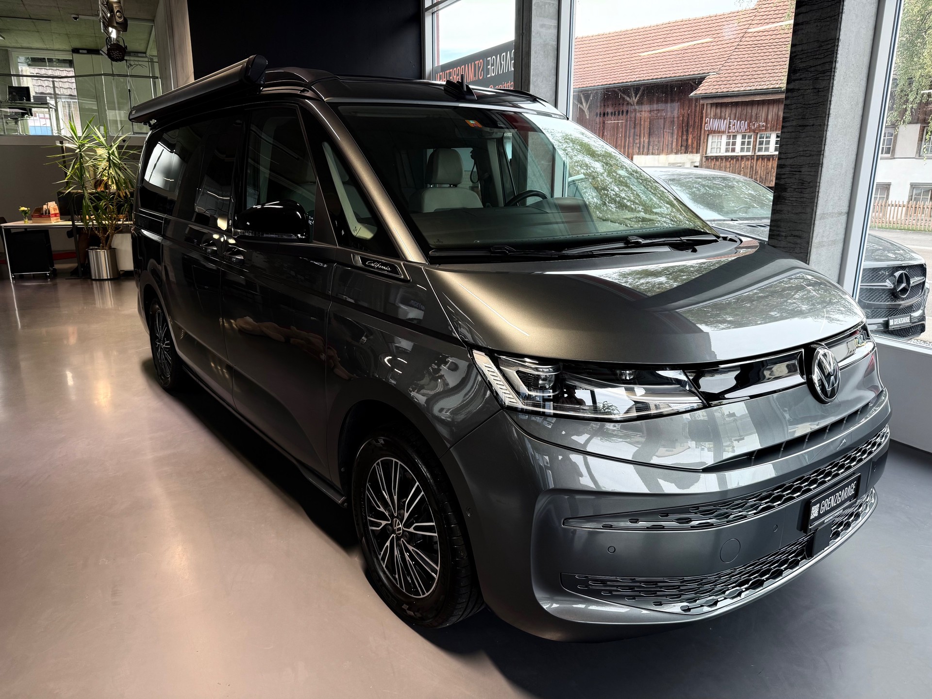 VW California 2.0 TDI Beach Camper Liberty-image-25