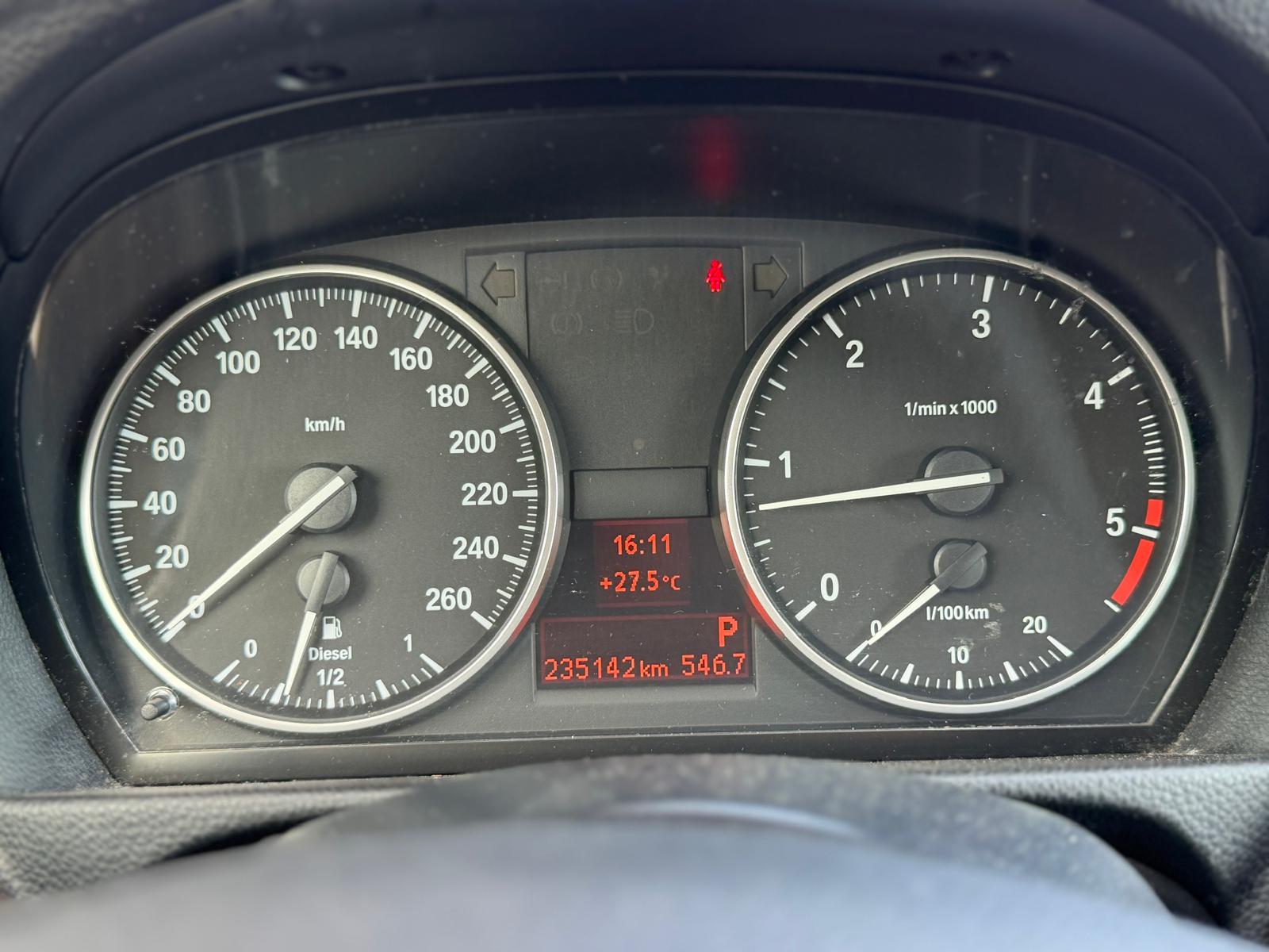 BMW 320d Touring more4you Steptronic-image-9