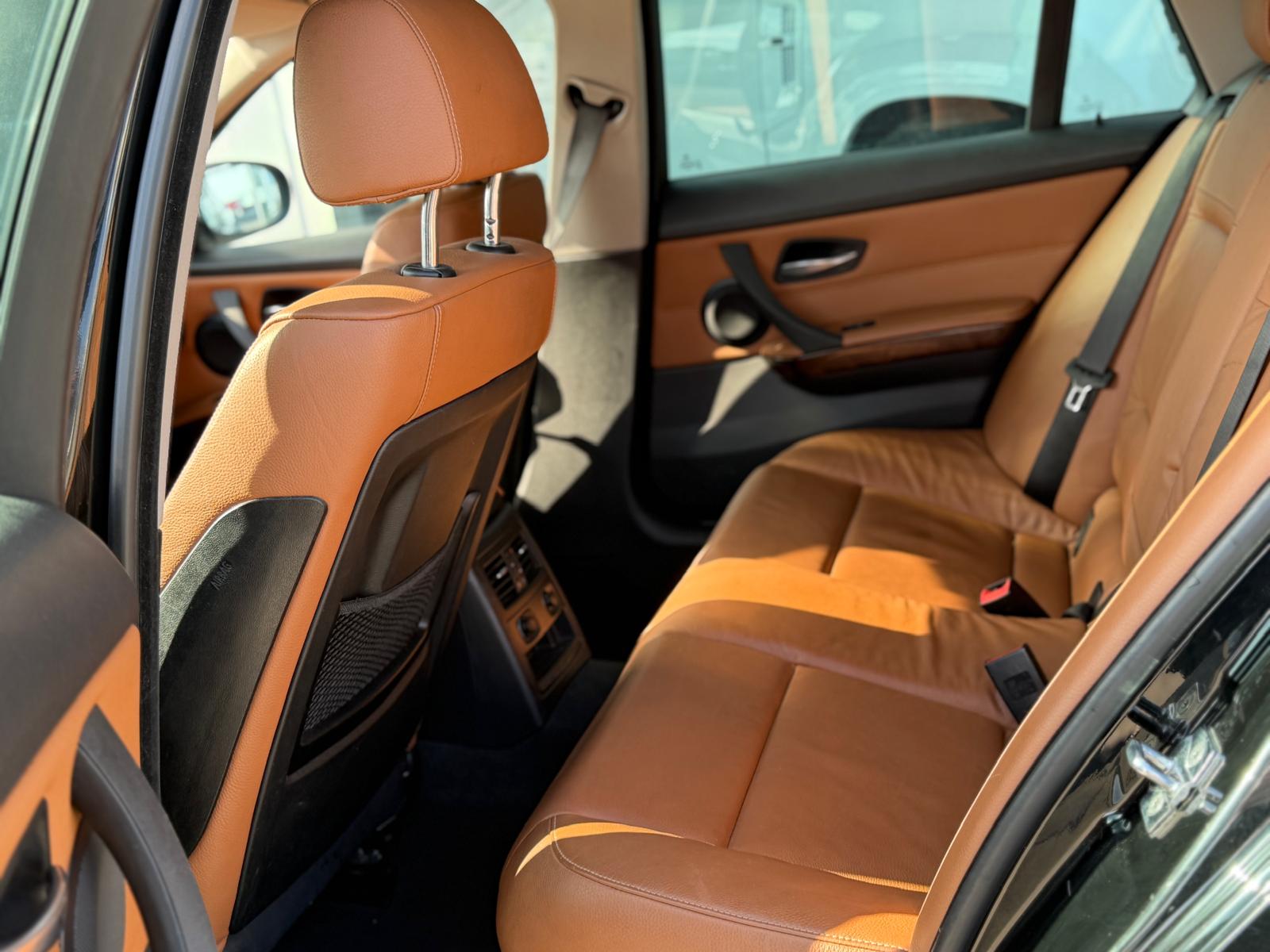 BMW 320d Touring more4you Steptronic-image-11