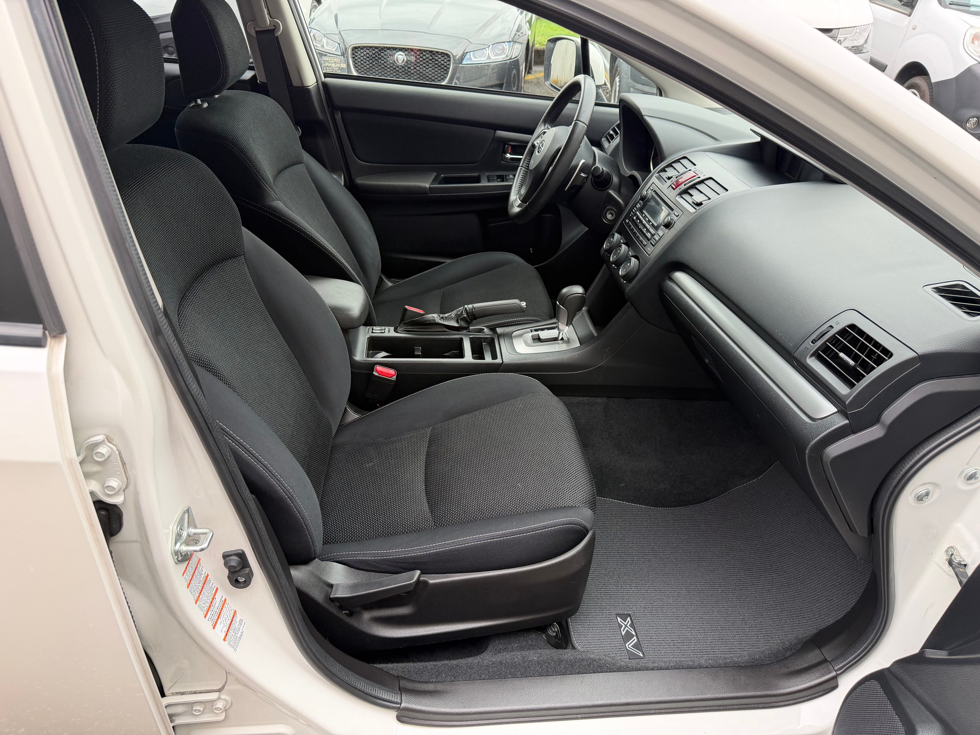 SUBARU XV 2.0 Swiss Two AWD CVT-image-11