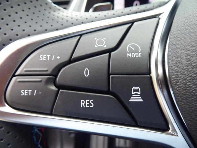 RENAULT Captur 1.3 TCe Esprit Alpine EDC-image-11