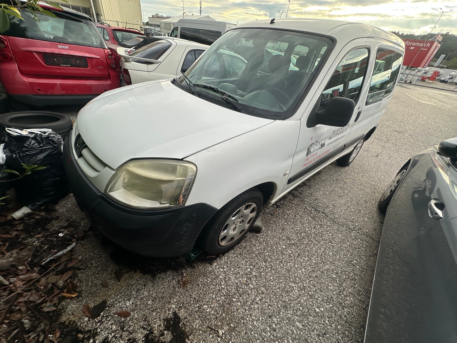 PEUGEOT Partner 1.4 XR-image-10