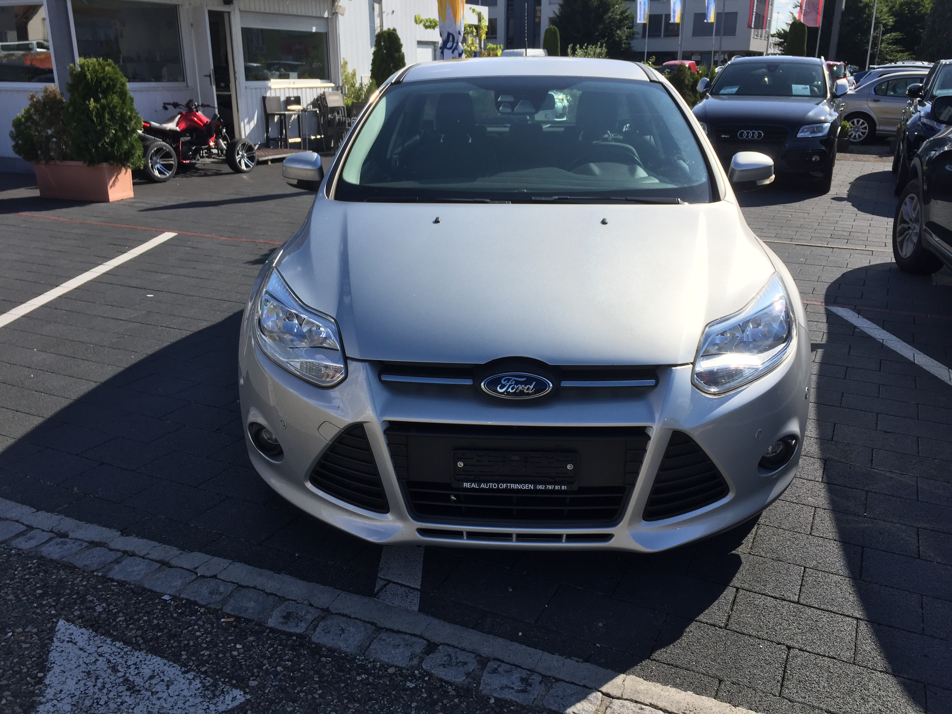 Car photo