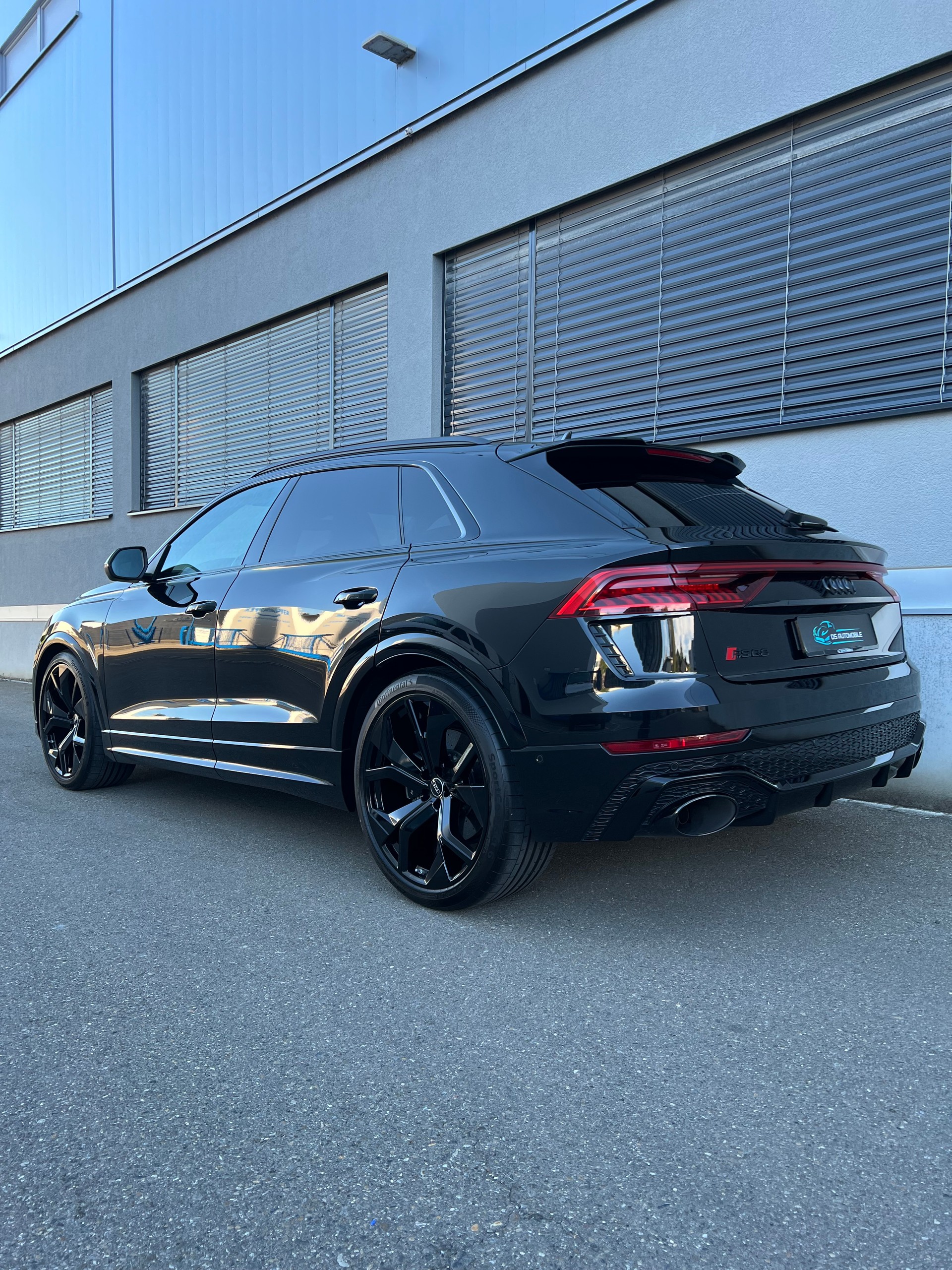 AUDI RSQ8 quattro tiptronic-image-2