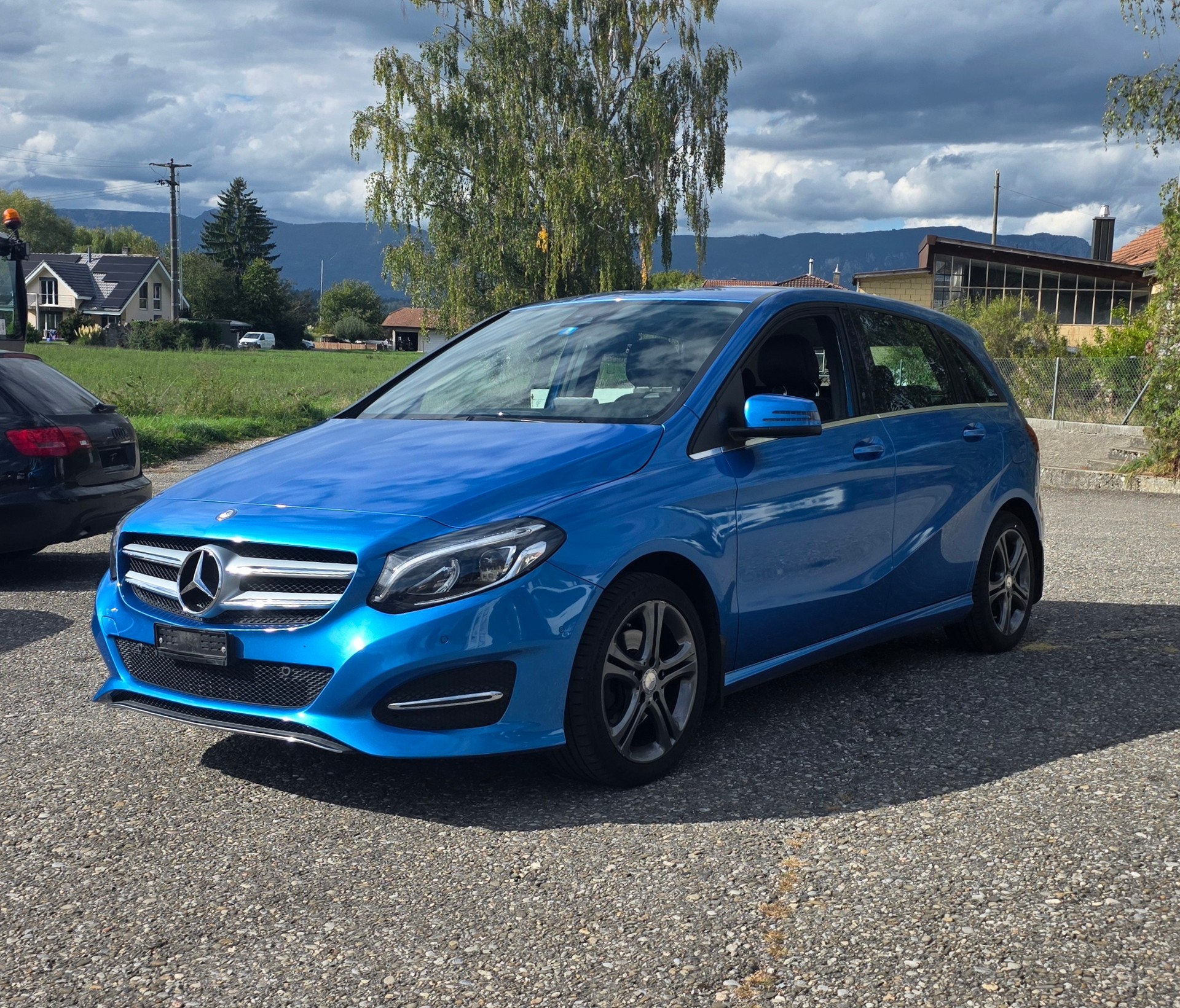 MERCEDES-BENZ B 180 Urban 7G-DCT-image-2