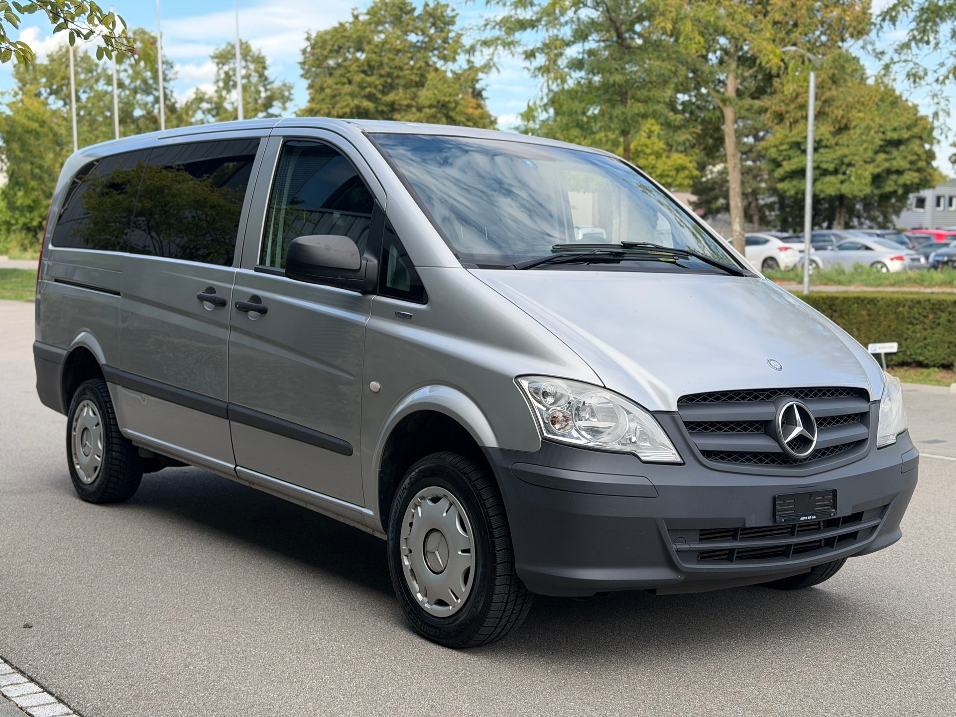 MERCEDES-BENZ Vito 116 CDI Blue Efficiency L 4Matic A-image-3