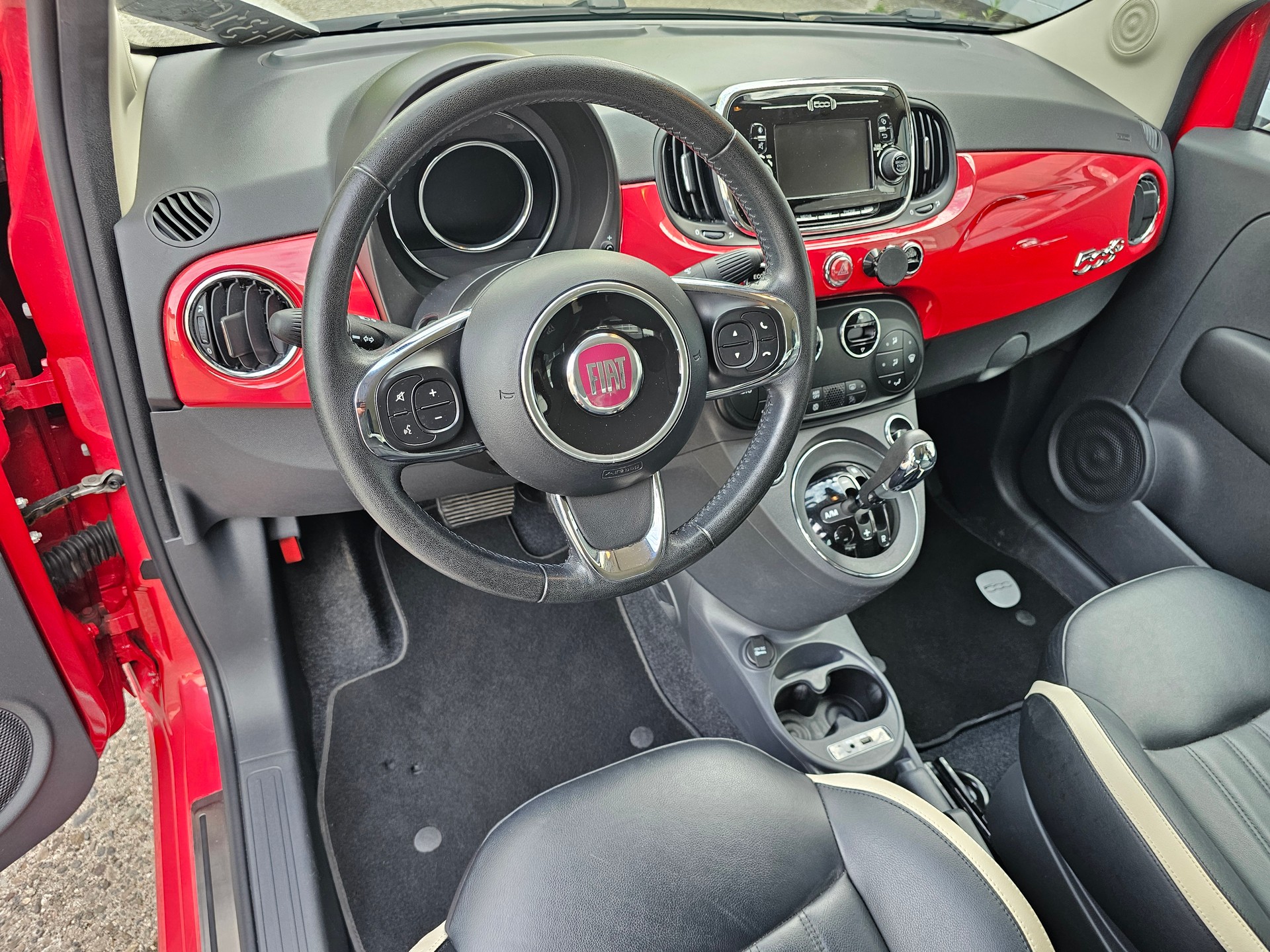 FIAT 500C 0.9 Twinair Lounge Dualogic-image-10