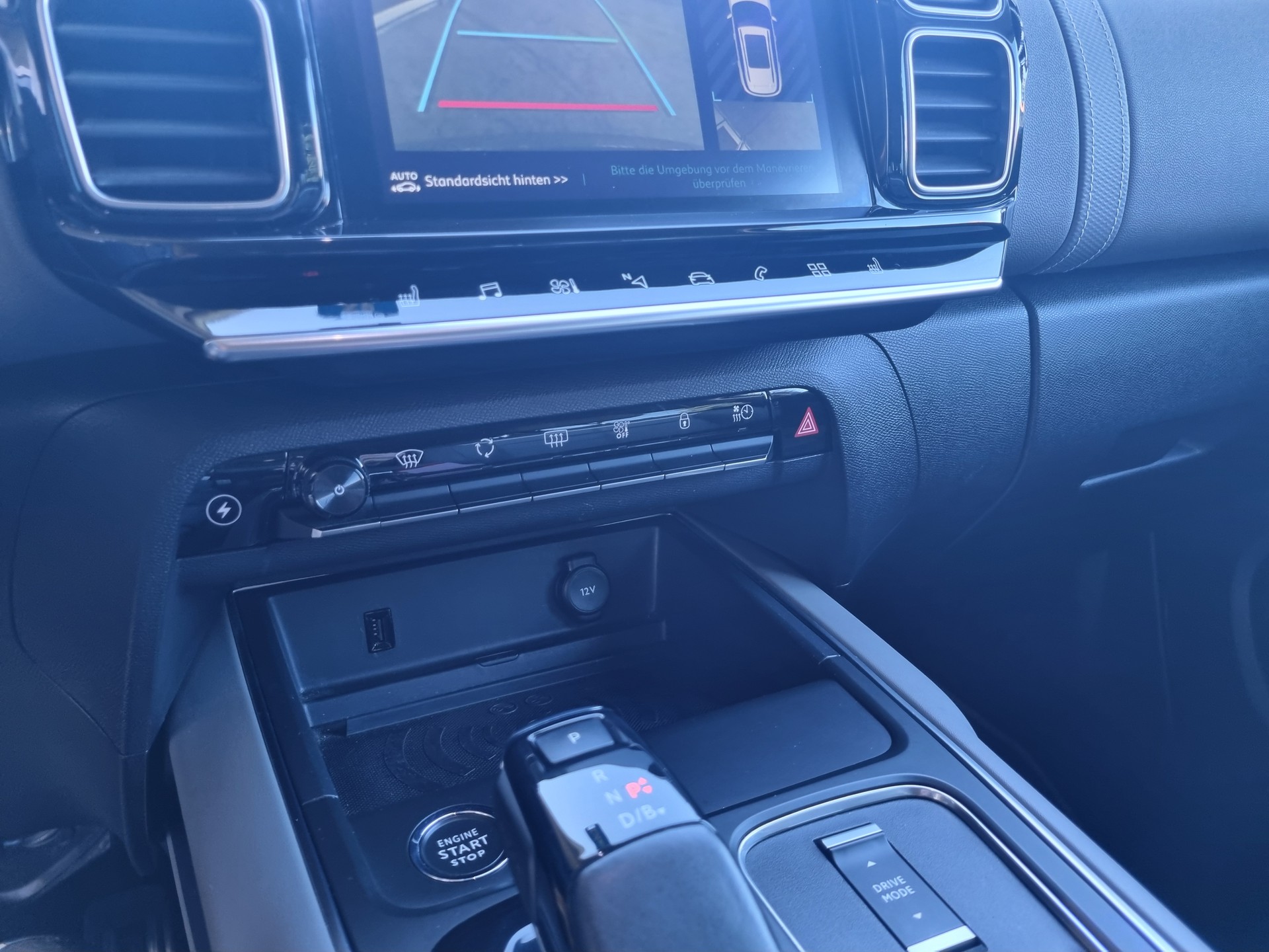 CITROEN C5 Aircross 1.6 PHEV Shine-image-16