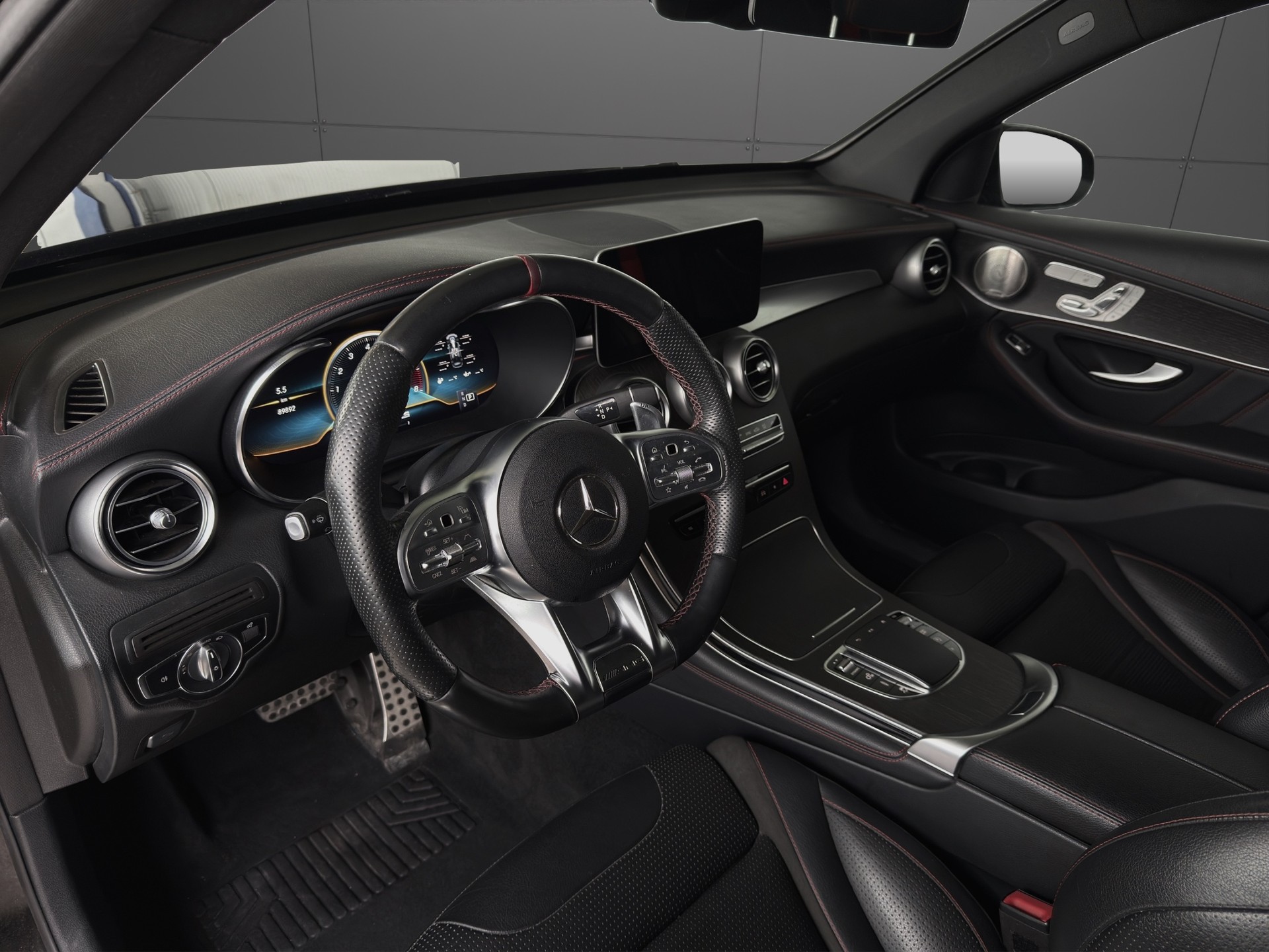 MERCEDES-BENZ GLC 43 AMG 4Matic 9G-Tronic-image-6