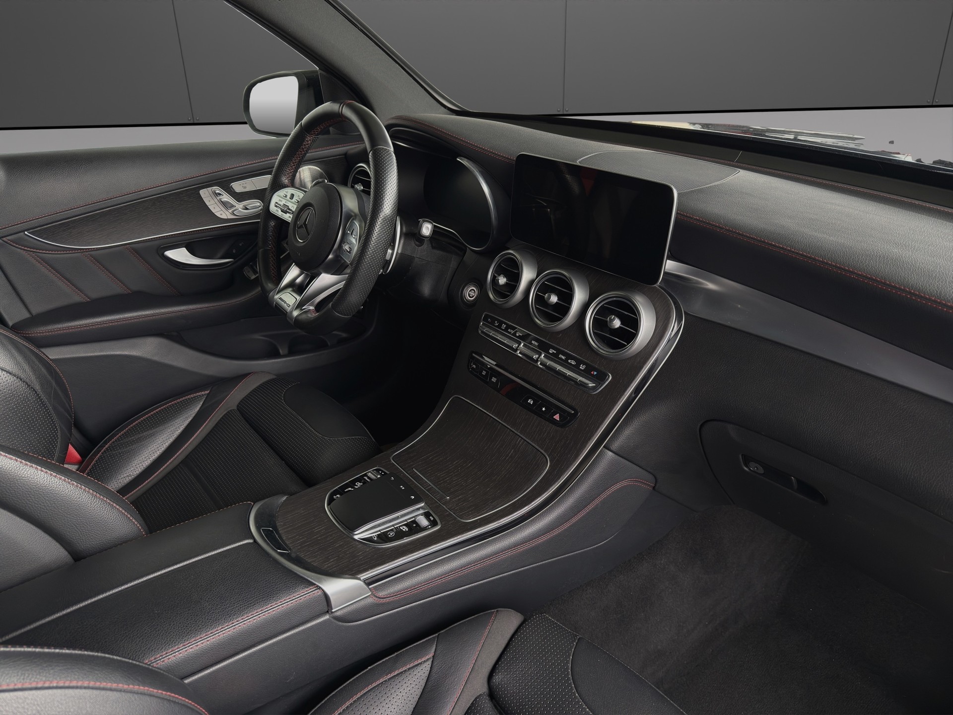 MERCEDES-BENZ GLC 43 AMG 4Matic 9G-Tronic-image-10