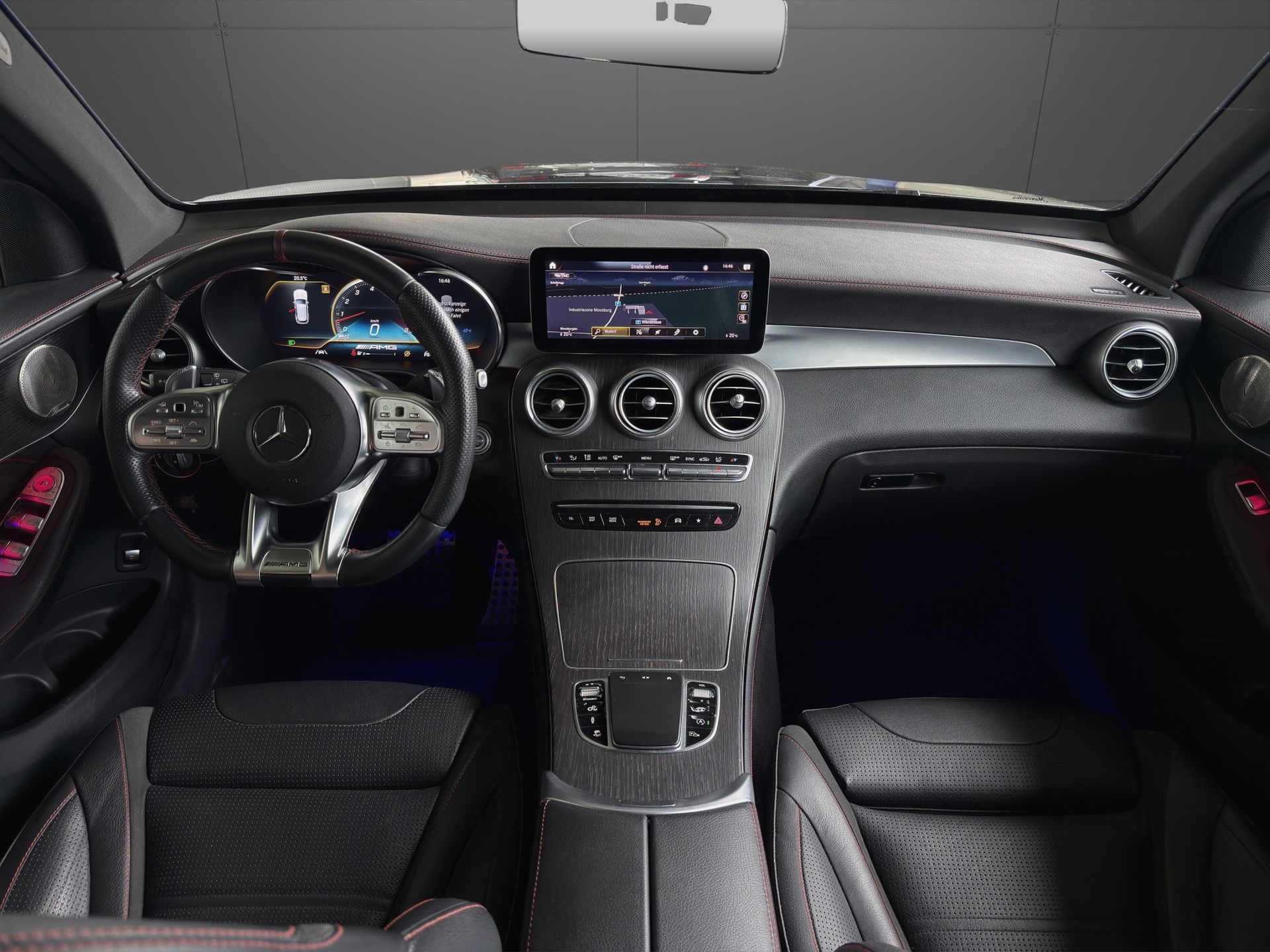 MERCEDES-BENZ GLC 43 AMG 4Matic 9G-Tronic-image-11