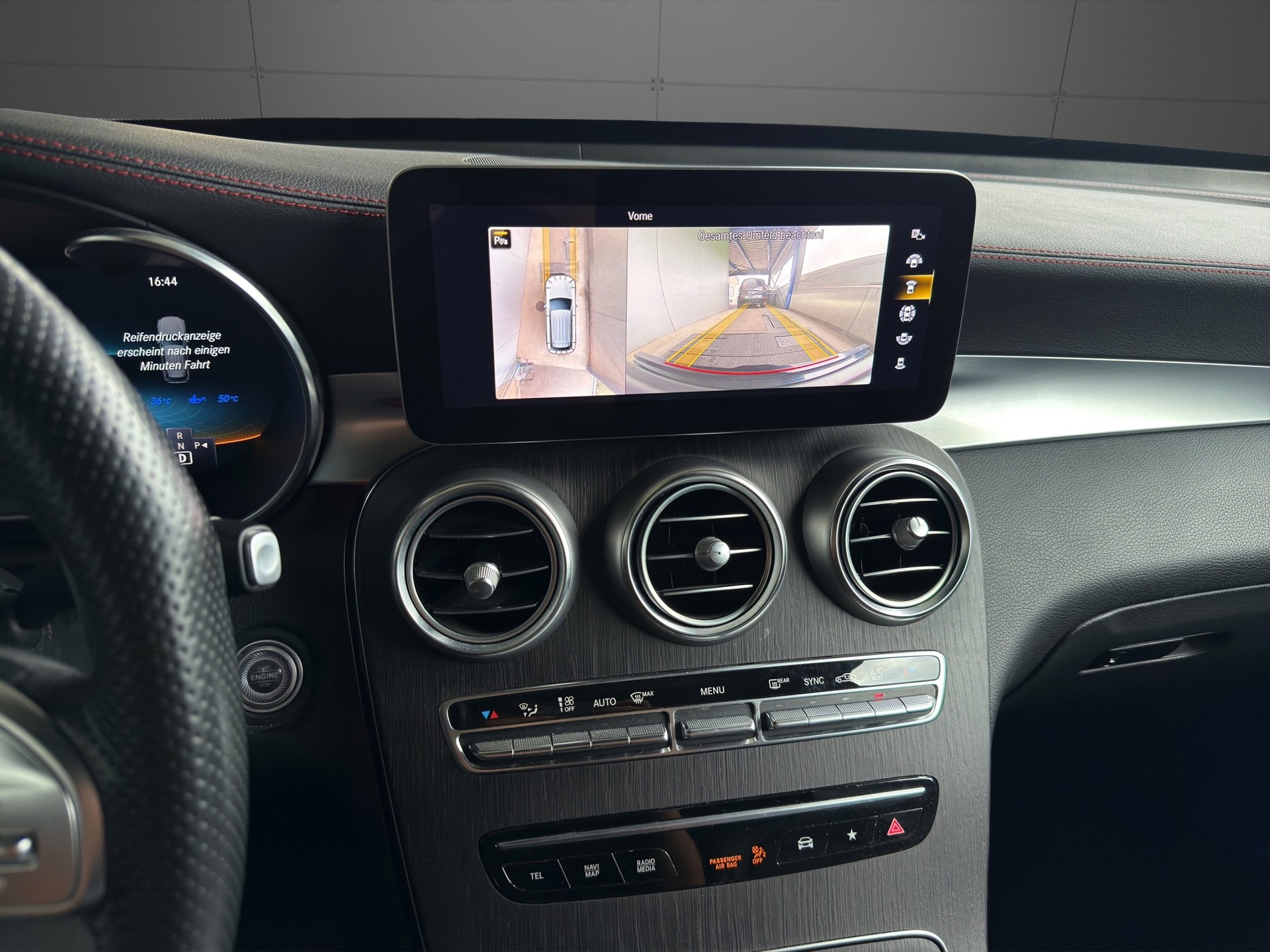 MERCEDES-BENZ GLC 43 AMG 4Matic 9G-Tronic-image-12