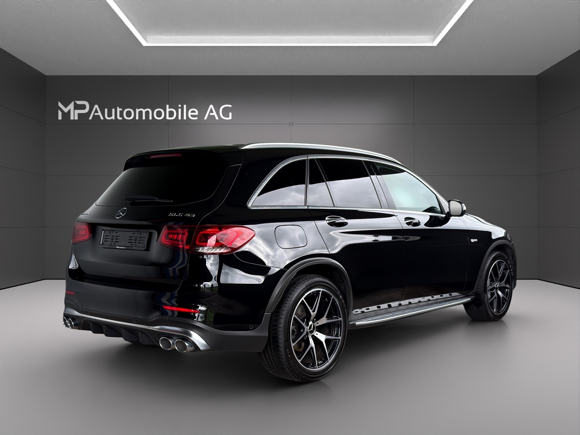 MERCEDES-BENZ GLC 43 AMG 4Matic 9G-Tronic-image-2