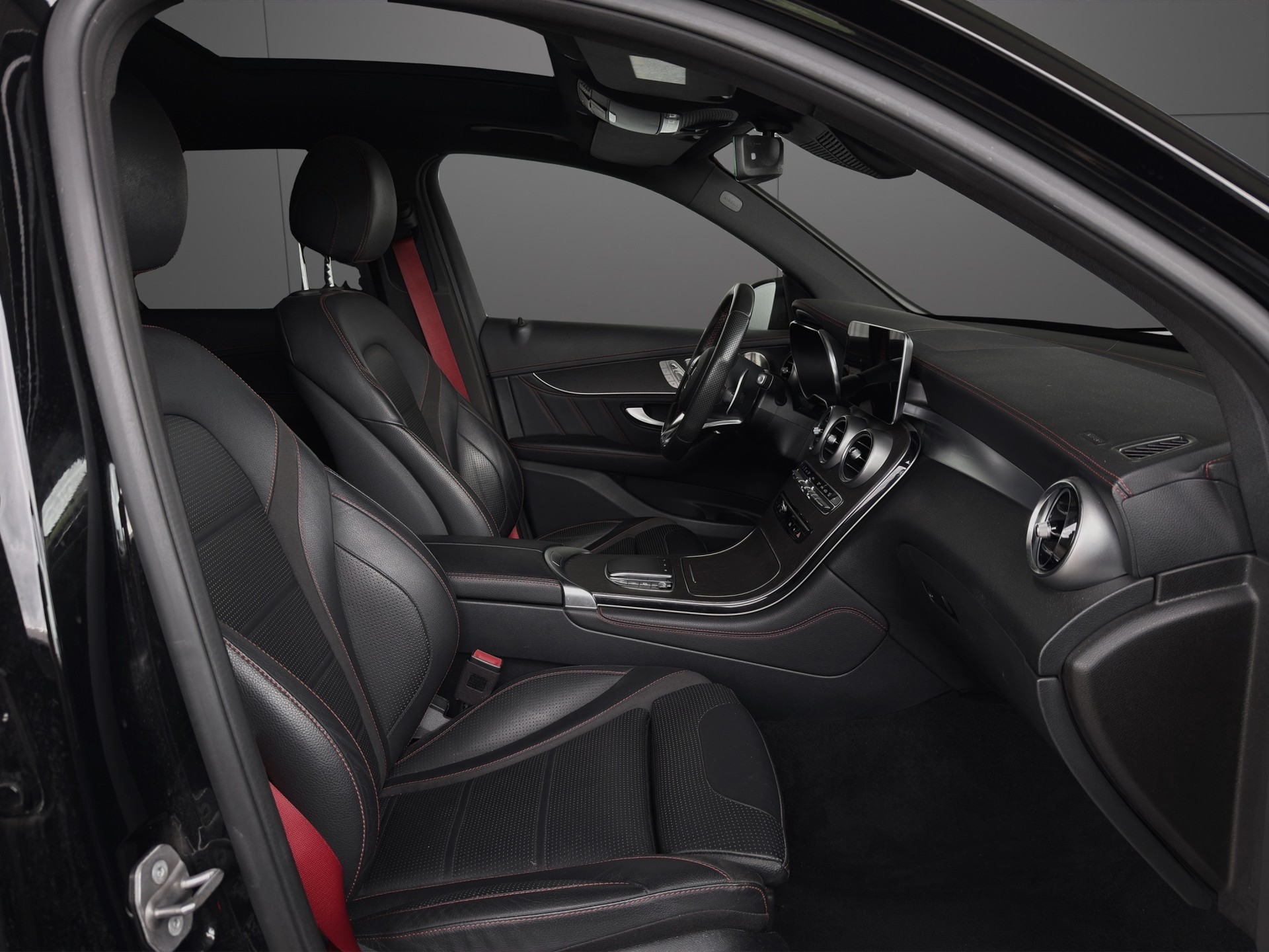 MERCEDES-BENZ GLC 43 AMG 4Matic 9G-Tronic-image-9