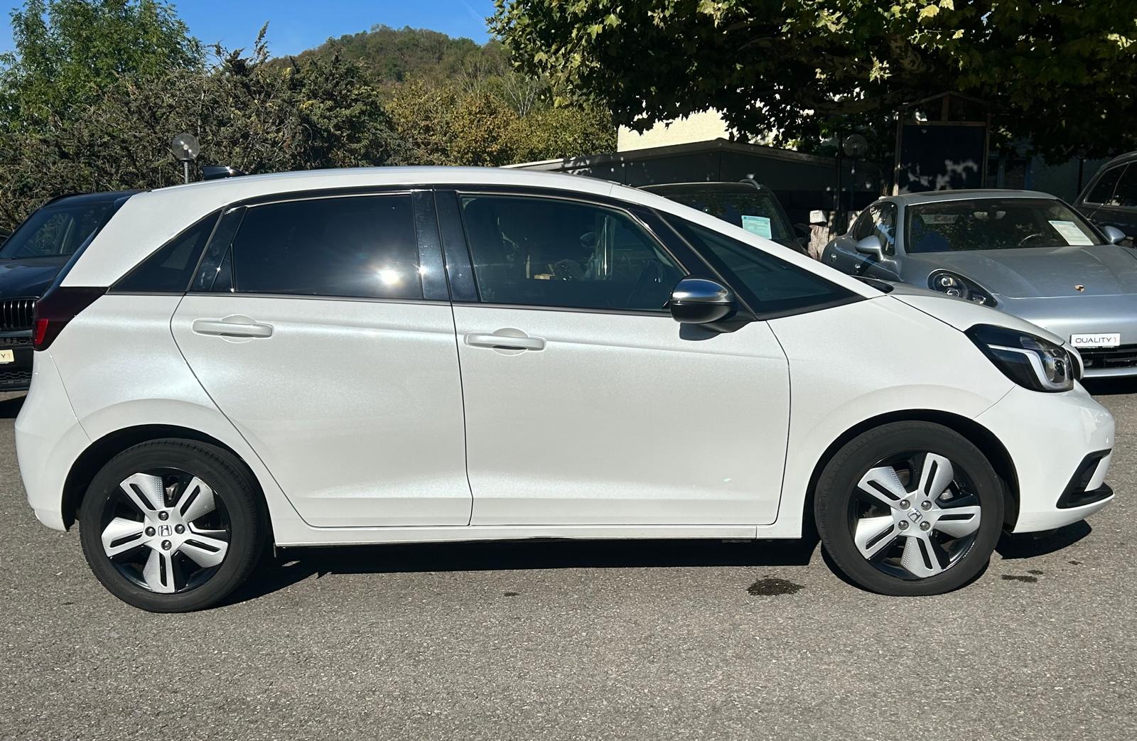 HONDA Jazz 1.5i-MMD Executive E-CVT-image-6