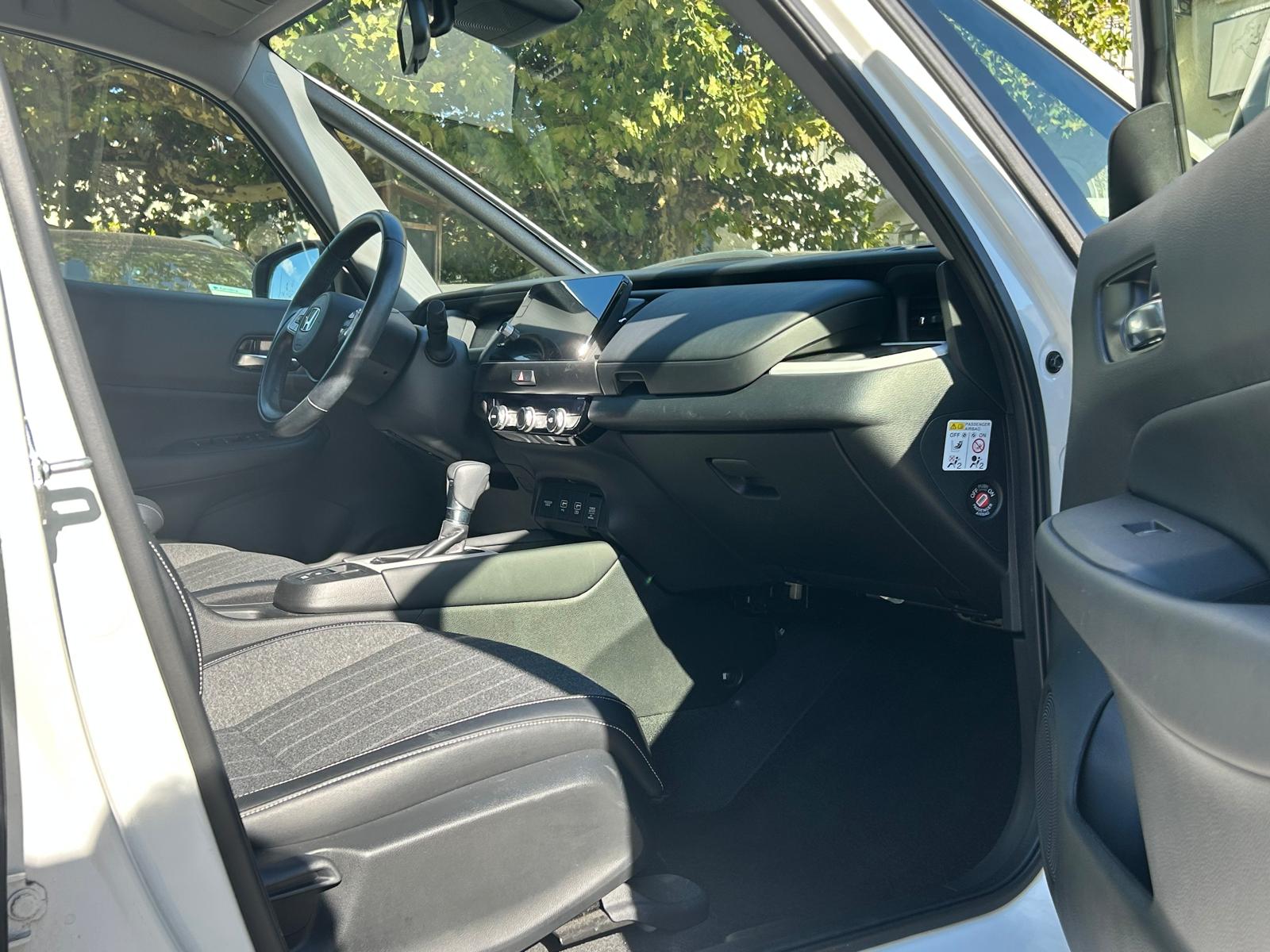 HONDA Jazz 1.5i-MMD Executive E-CVT-image-17