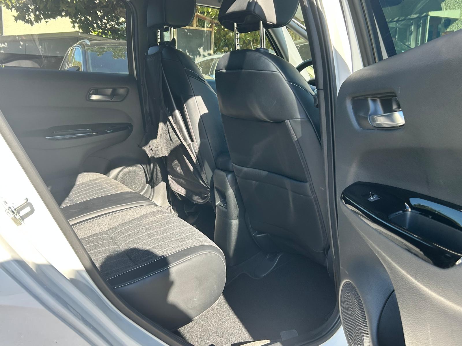 HONDA Jazz 1.5i-MMD Executive E-CVT-image-16