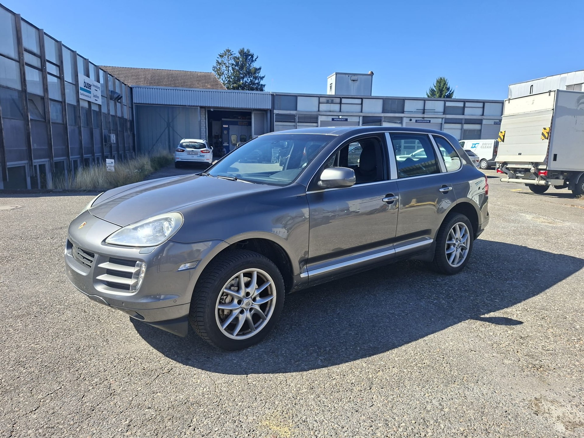 PORSCHE Cayenne S-image-2