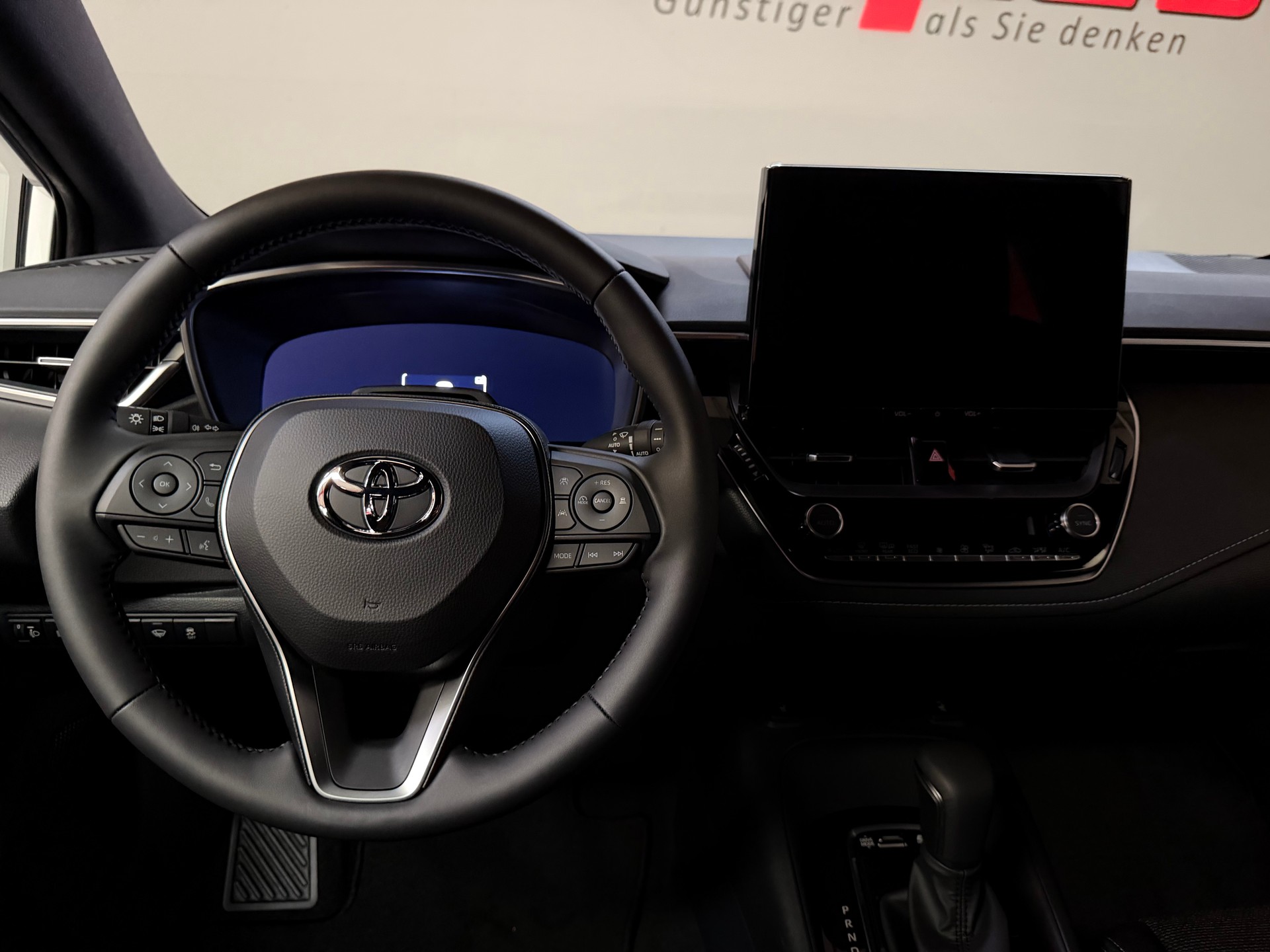 TOYOTA Corolla Touring Sports 1.8 HSD Comfort e-CVT-image-14