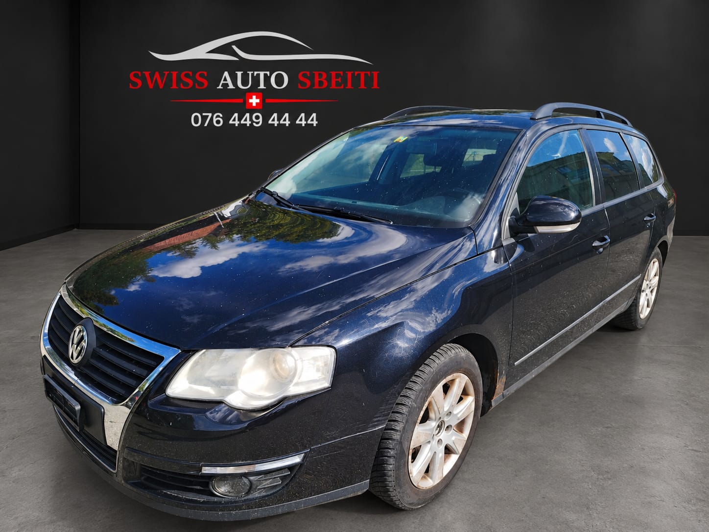 VW Passat Variant 2.0 FSI Trendline 4Motion-image-1