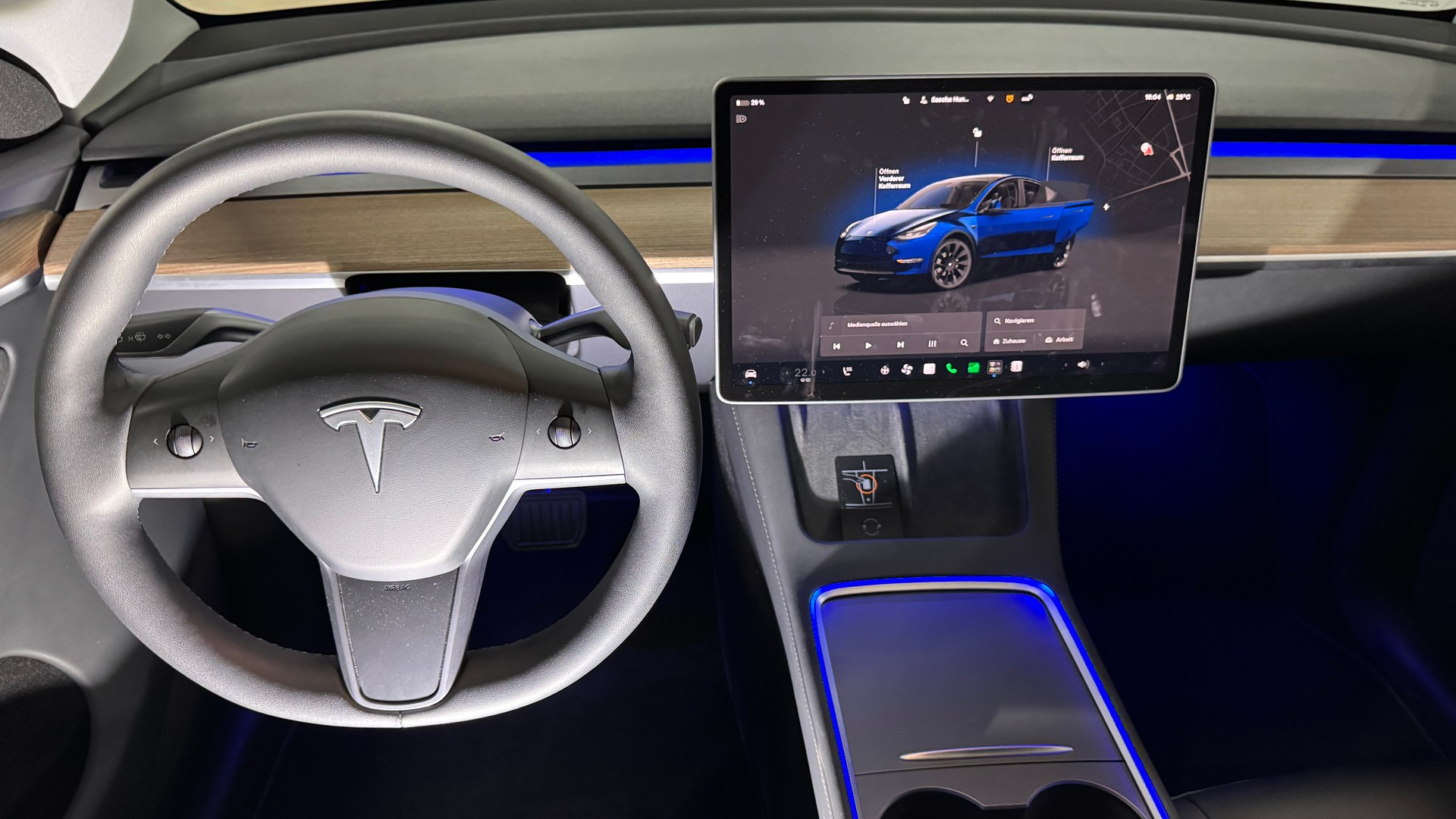 TESLA Model Y Long Range Allrad 514PS / Enhanced Autopilot / Anhängerkupplung-image-10