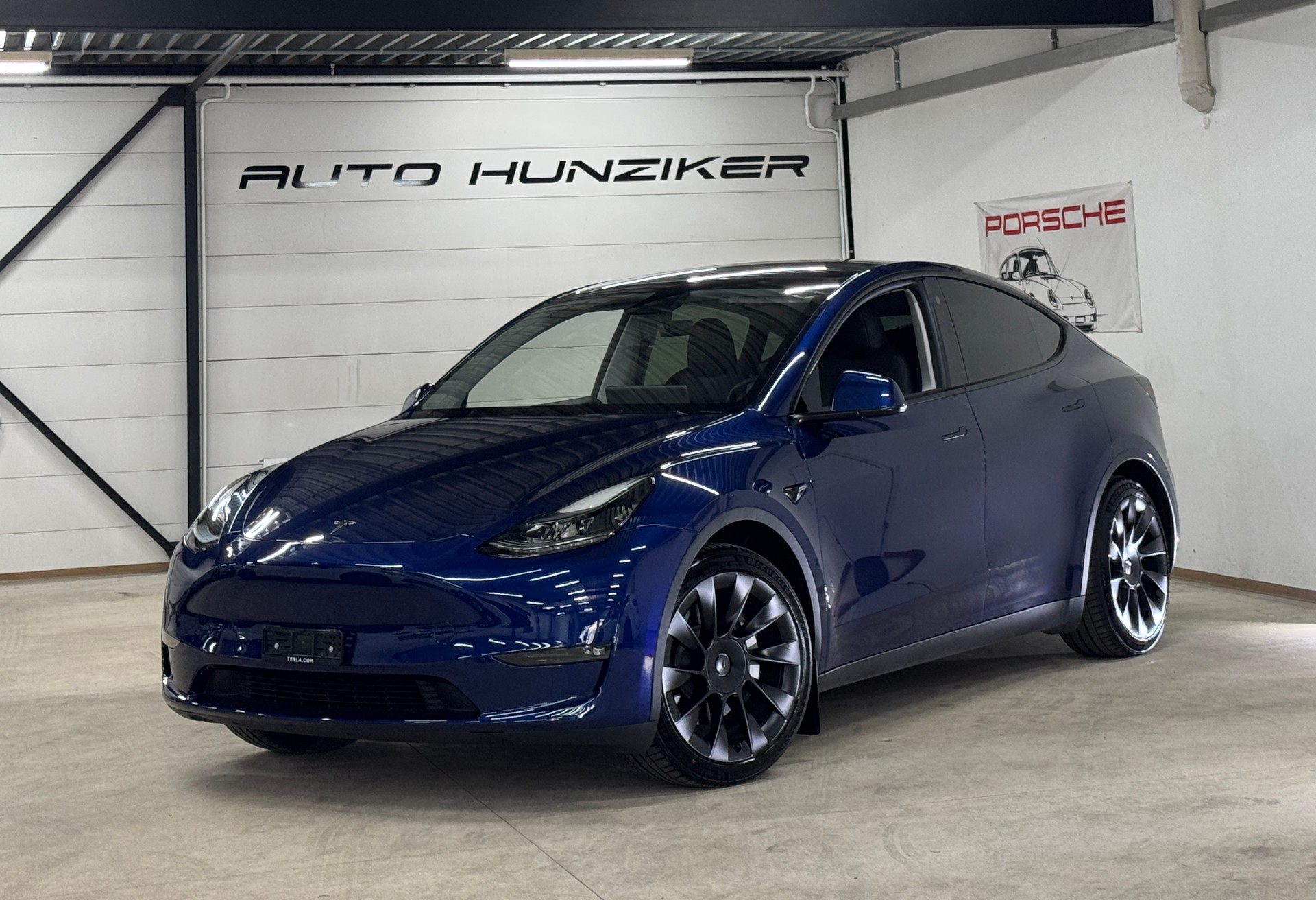 TESLA Model Y Long Range Allrad 514PS / Enhanced Autopilot / Anhängerkupplung-image-0