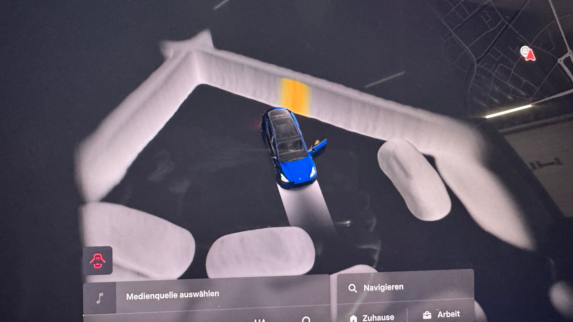 TESLA Model Y Long Range Allrad 514PS / Enhanced Autopilot / Anhängerkupplung-image-12